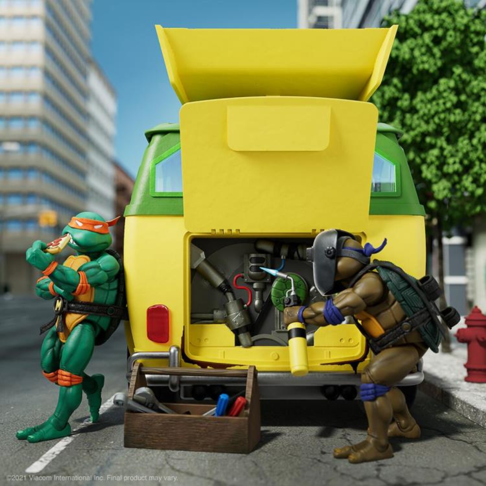 Teenage Mutant Ninja Turtles ULTIMATES! Party Wagon - TMNT Collectible Vehicle Toy for Kids & Adults - Perfect for Play, Display & Comic Conventions