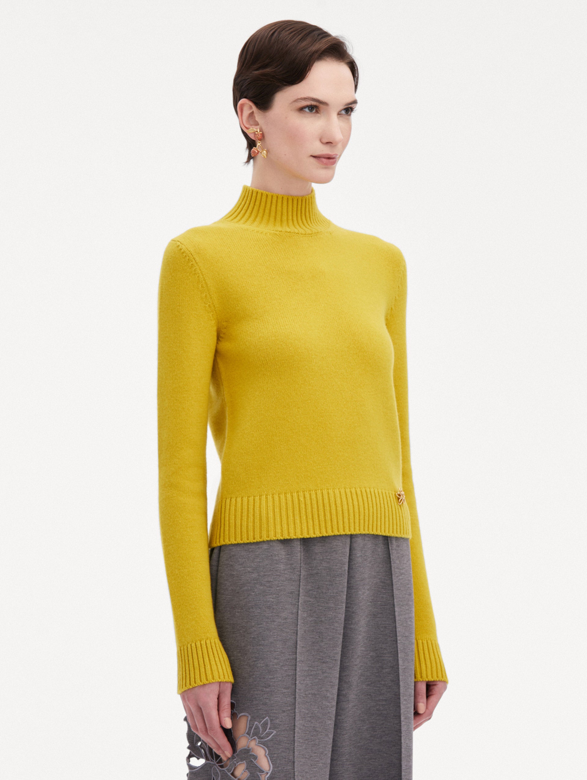 Luxury O Flower Mock Neck Cashmere Sweater for Women - Soft & Warm Winter Pullover - Perfect for Office, Date Night & Holiday Outfits