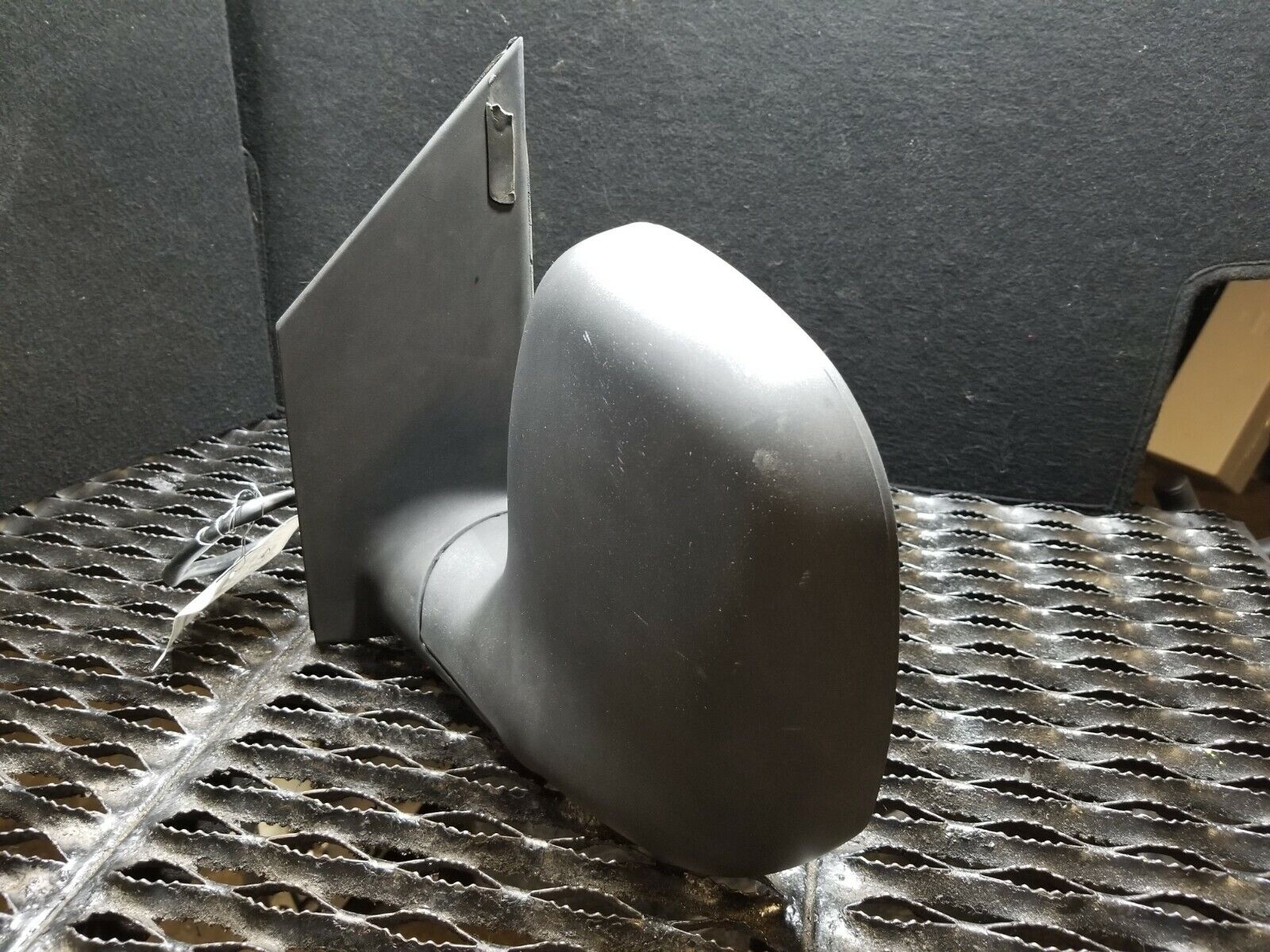 2001 Chevrolet Express 1500 Driver Side Left Door Mirror OEM Replacement - Perfect for Truck Repair & Safe Driving