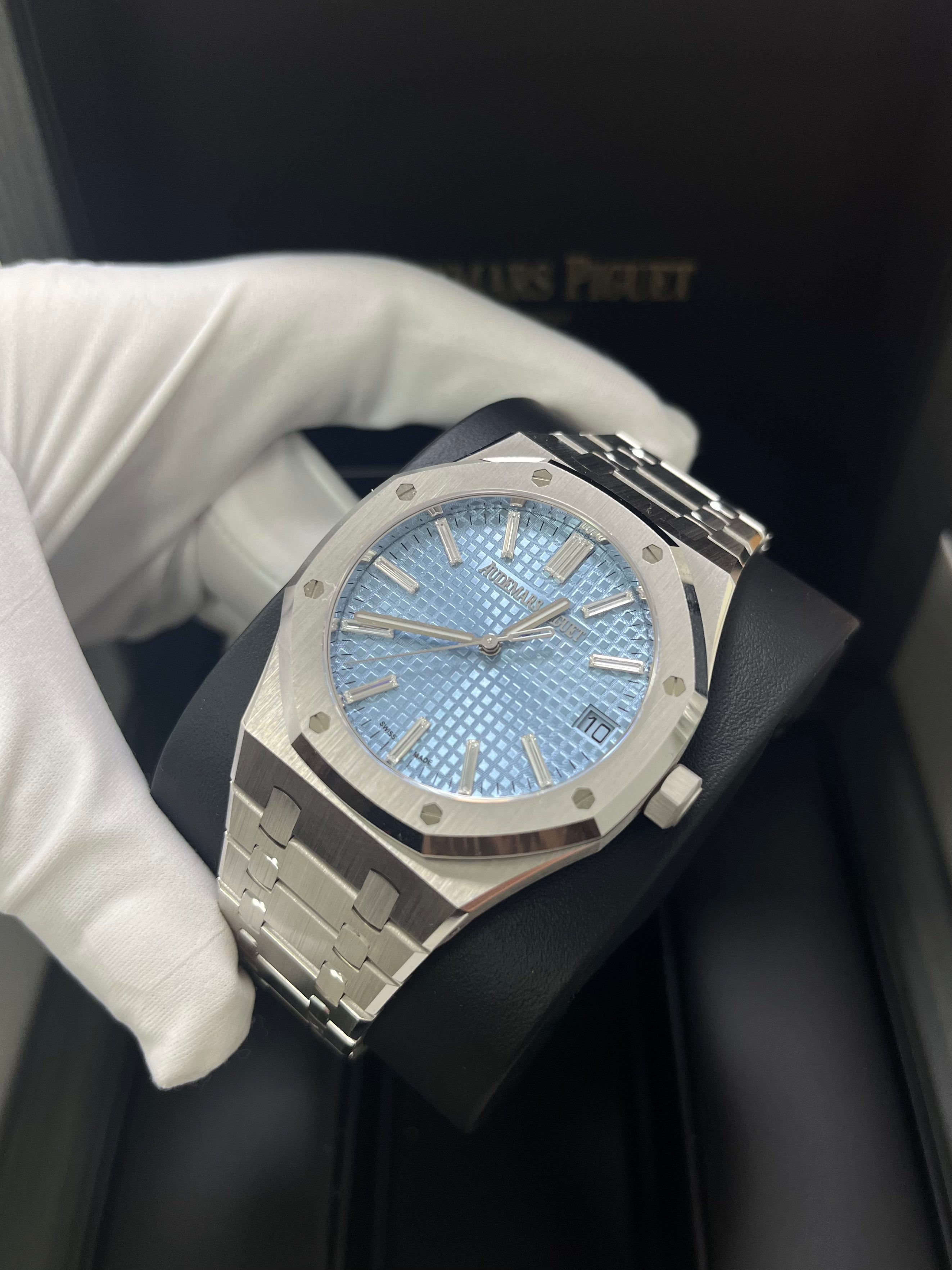 Audemars Piguet Royal Oak 15510BC Limited Edition Ice Blue Baguette Dial Men's Watch - Luxury Swiss Timepiece for Collectors & Special Occasions