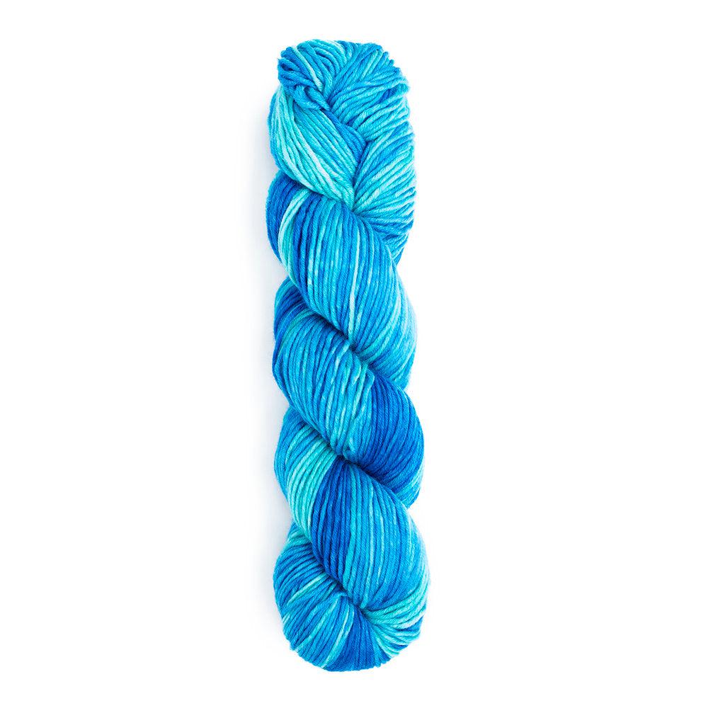 Premium Monokrom Worsted Weight Yarn - 100% Extrafine Superwash Merino Wool for Knitting, Crocheting & Crafting - Soft & Durable for Sweaters, Scarves & Blankets