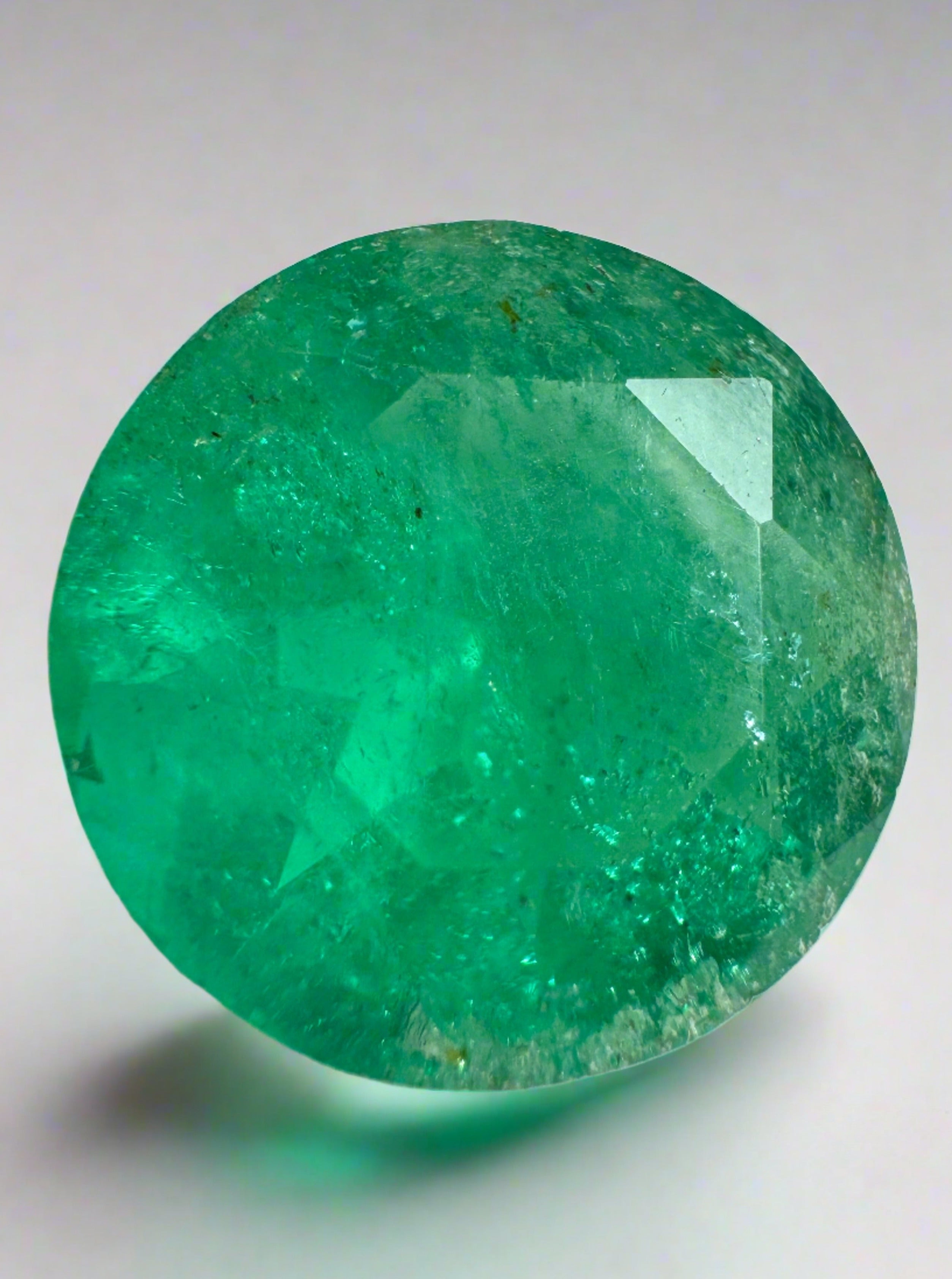 8.80 Carat 14.5x14.5mm Deep Green Natural Round Loose Colombian Emerald - Perfect for Jewelry Making, Engagement Rings & Luxury Gifts