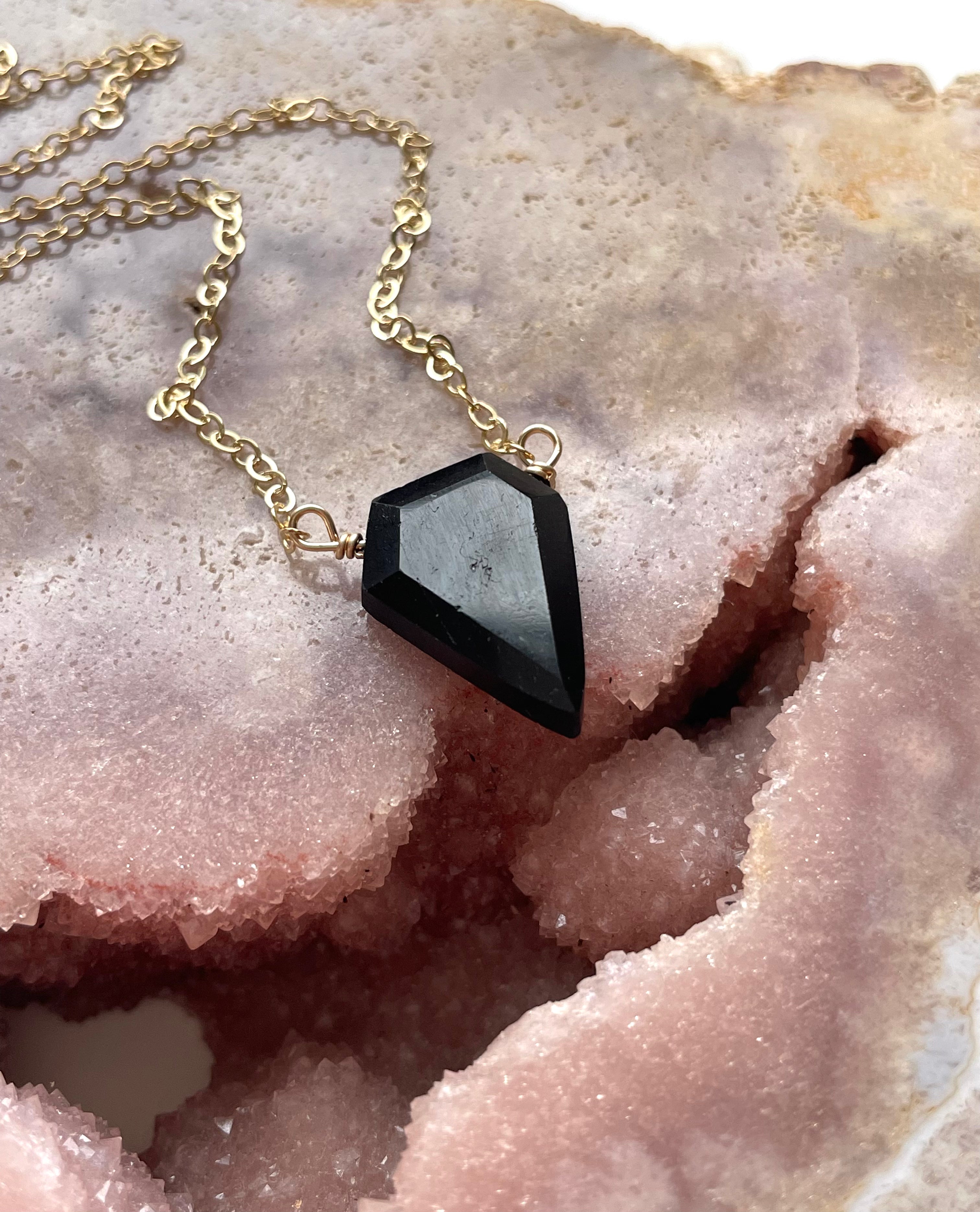 Black Tourmaline Pendant Necklace for Empath Protection - Healing Crystal Jewelry for Energy Cleansing & Stress Relief - Perfect for Meditation, Yoga & Spiritual Practices
