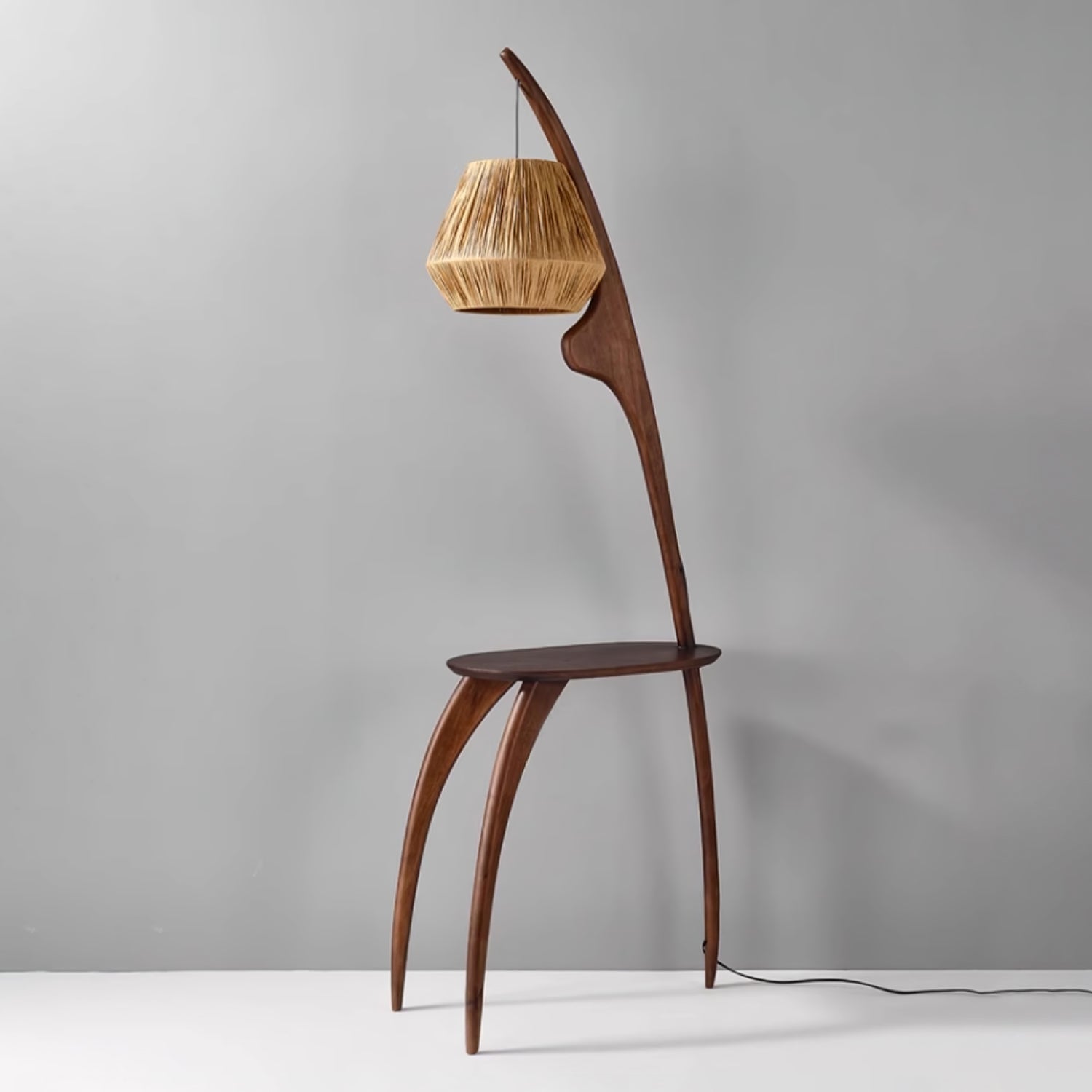 Modern Curved Mantis Arm Floor Lamp - Adjustable LED Reading Light for Living Room, Bedroom & Office - Perfect for Reading, Working & Relaxing