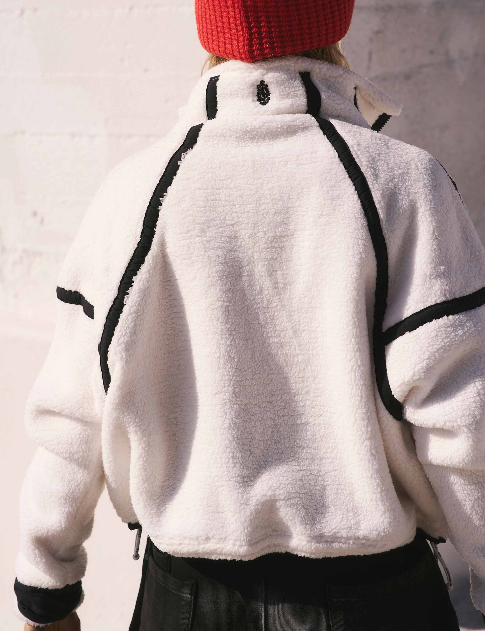 Mountain High 1/2 Zip Fleece Pullover - Soft Thermal Winter Jacket for Men & Women | White Color Combo | Perfect for Hiking, Camping & Outdoor Activities