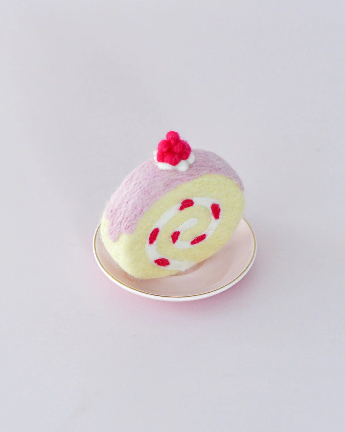 Strawberry Swiss Roll Felt Play Food - Realistic Pretend Dessert Toy for Kids Kitchen Play, Tea Parties & Preschool Learning Activities