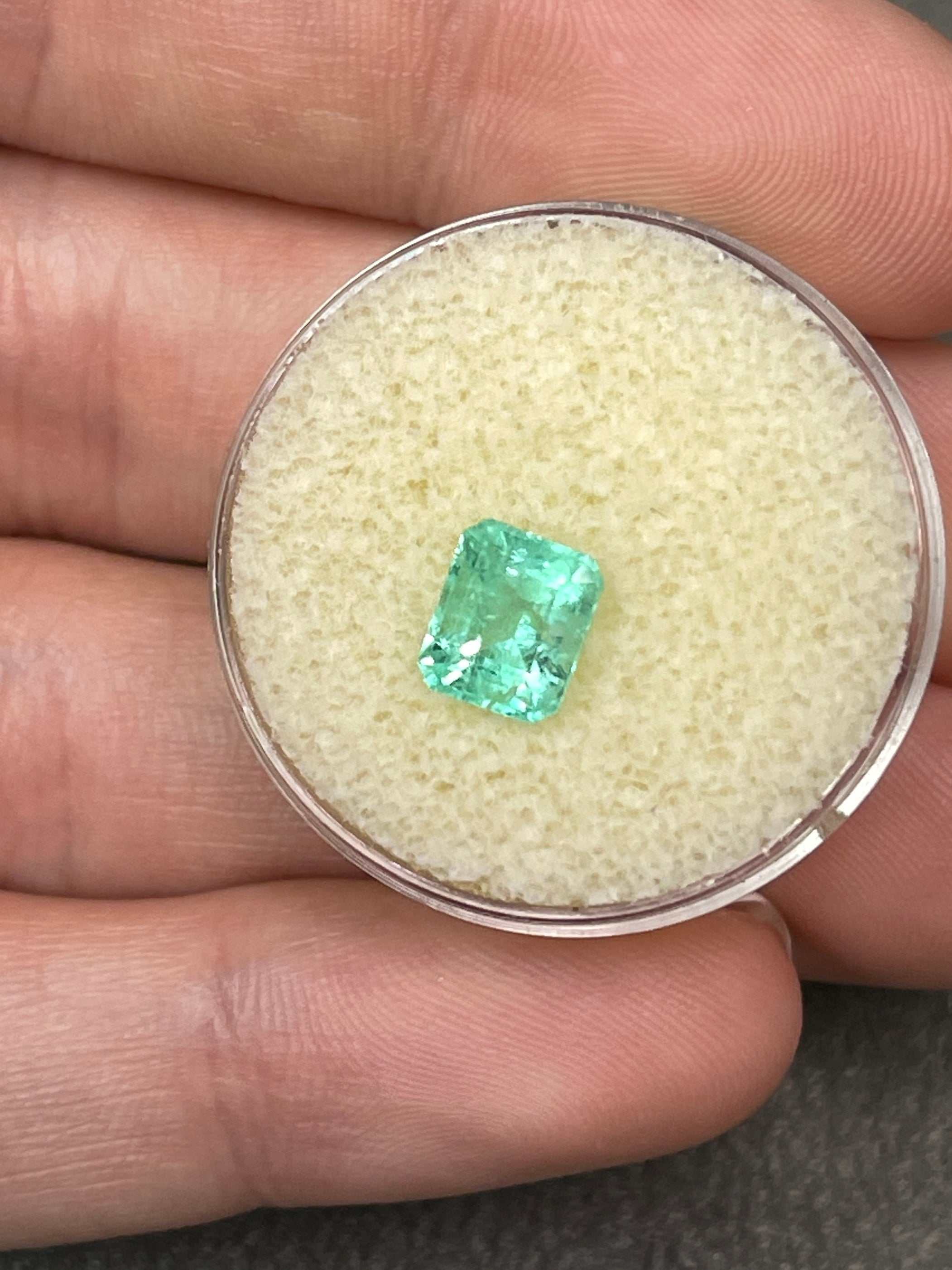 1.48 Carat Natural Colombian Emerald - Unset Emerald Cut Gemstone for Jewelry Making, Engagement Rings & Fine Collections