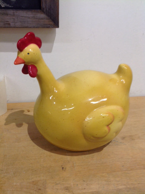 11 Yellow Ceramic Chicken Figurines - Vintage Farmhouse Decor for Kitchen, Garden & Home - Perfect for Country Style, Easter & Farm Themed Decorations