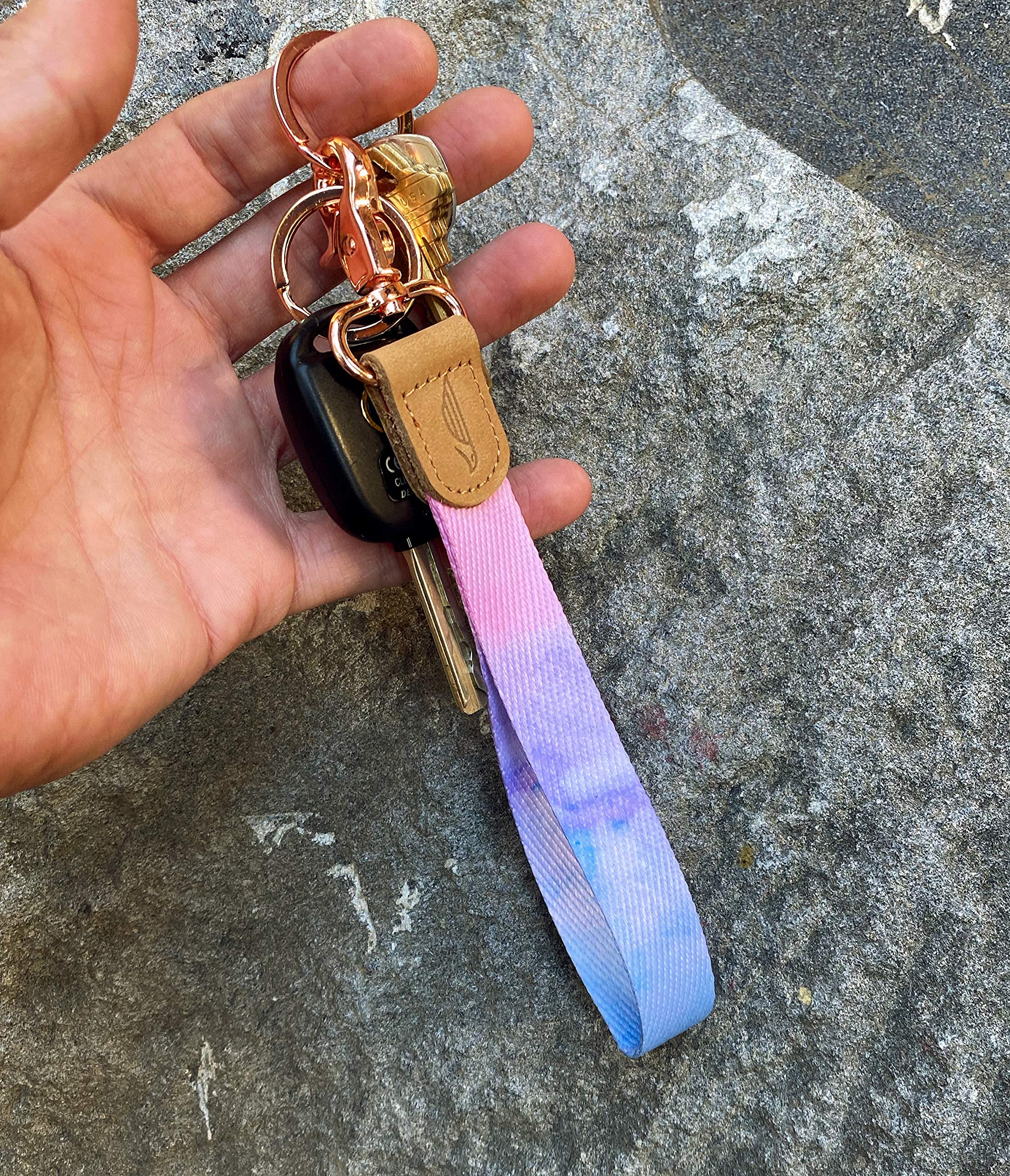 POCKT Lanyard Key Holder - Adjustable Wrist Strap for Keys & Wallets - Durable Keychain for Men & Women - Perfect for Work, Travel, Gym & Outdoor Activities