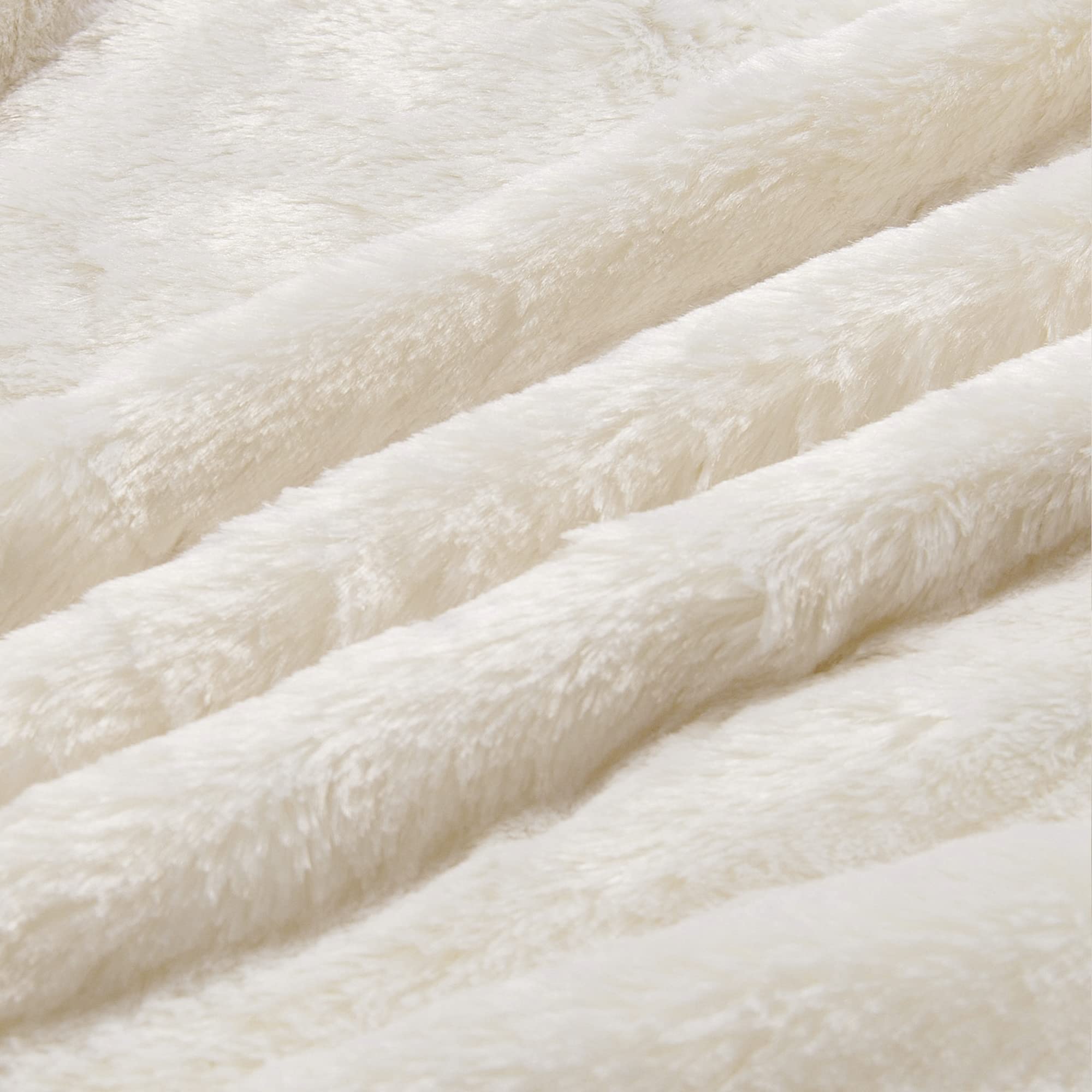 Premium Double-Sided Faux Fur Throw Blanket - Ivory 70