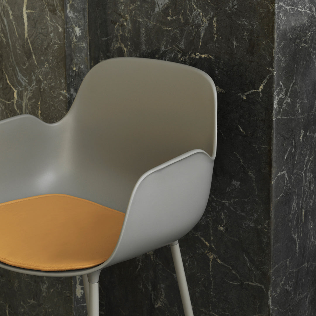 Modern Form Bar Armchair - Stylish and Comfortable Bar Stool for Kitchen, Dining, and Lounge Areas - Perfect for Home, Cafe, and Restaurant Use