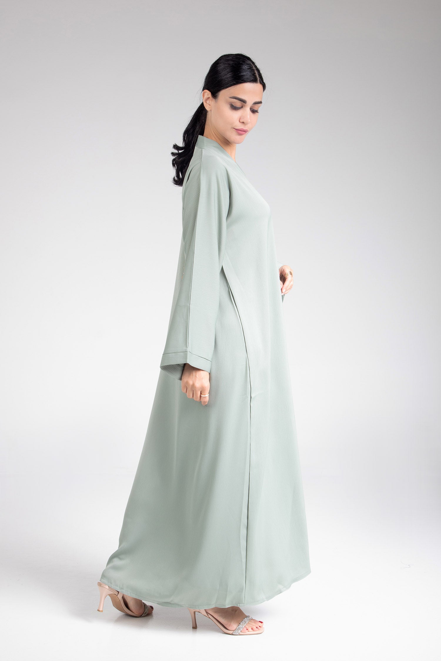 Elegant Green Open Abaya Dress for Women - Modest Islamic Fashion for Prayer, Mosque & Special Occasions