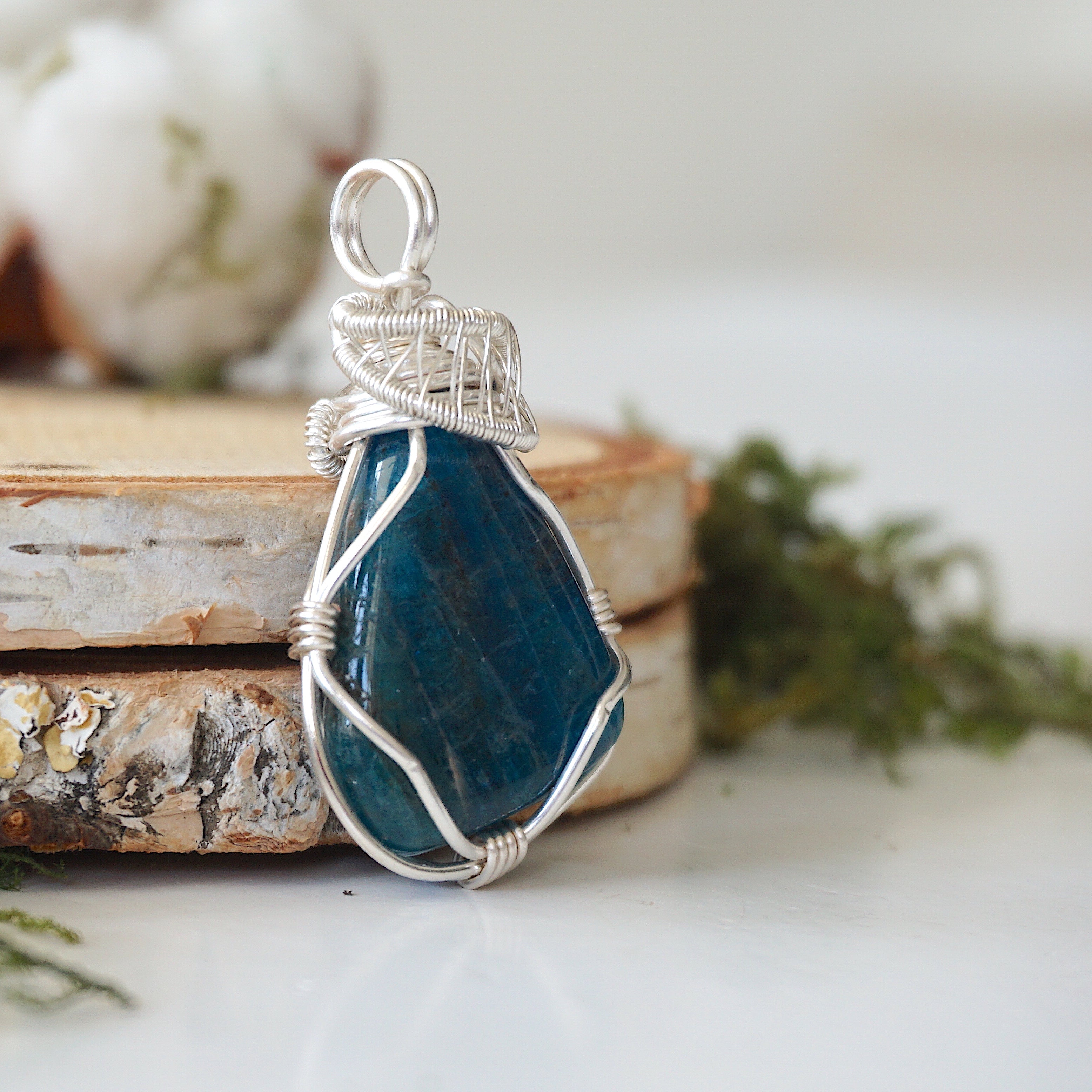 Blue Apatite Pendant Necklace - Sterling Silver Plated Jewelry for Women, Healing Crystal Gift for Spiritual Protection & Positive Energy
