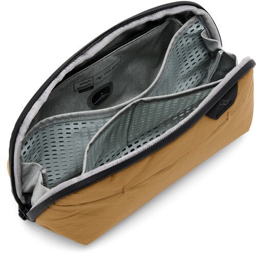 Peak Design Small Wash Pouch - Waterproof Toiletry Bag for Travel | Compact Organizer for Cosmetics & Toiletries | Perfect for Camping, Gym & Weekend Getaways