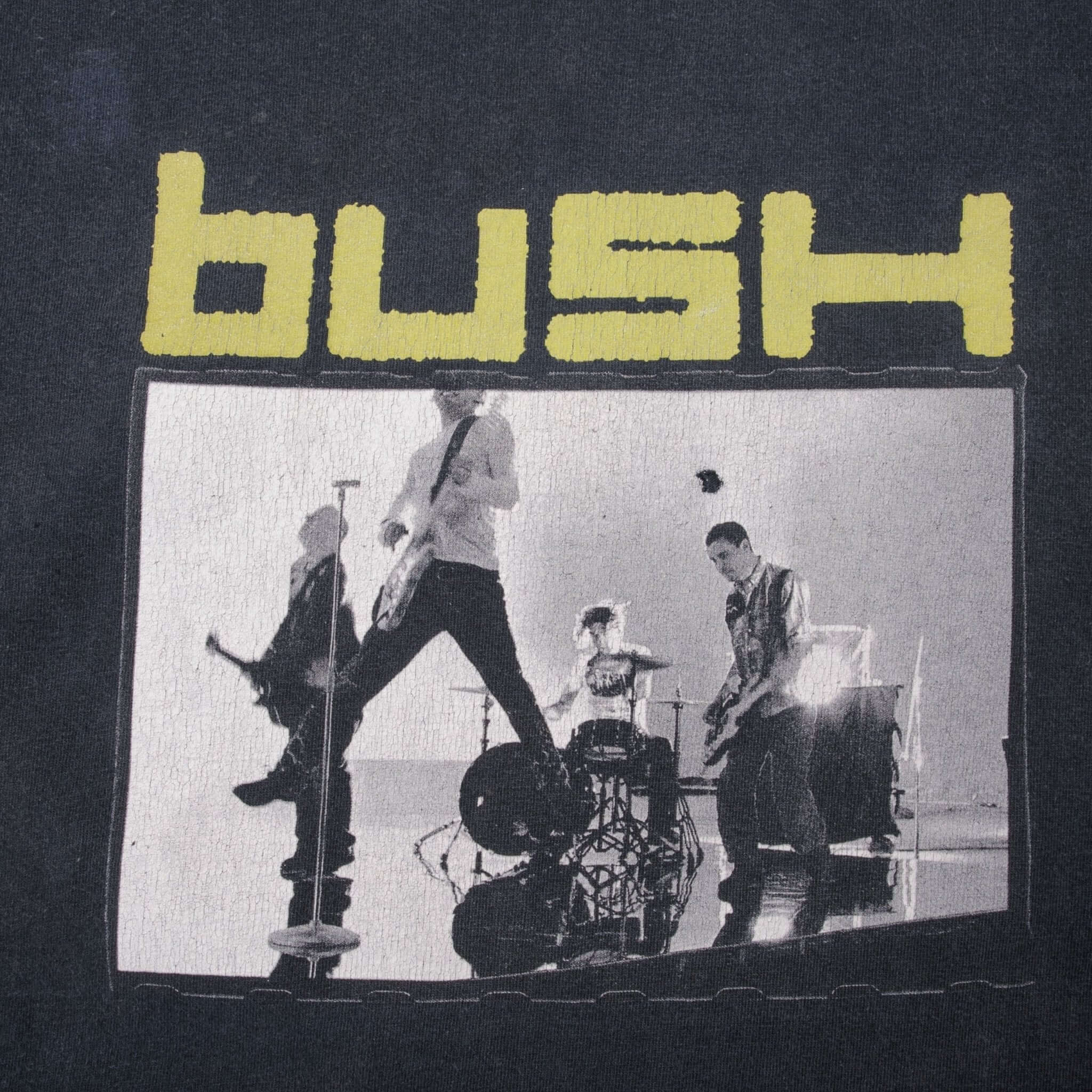 Vintage Bush Golden State Tour 2002 Graphic T-Shirt XL - 100% Cotton Made in USA - Retro Band Tour Tee for Concerts & Casual Wear