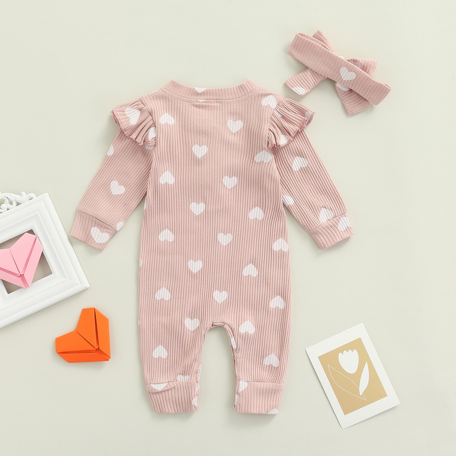 Adorable Newborn Baby Heart Print Pajamas - Soft & Comfortable Sleepwear for Infants - Perfect for Nursery, Photo Shoots & Cuddling
