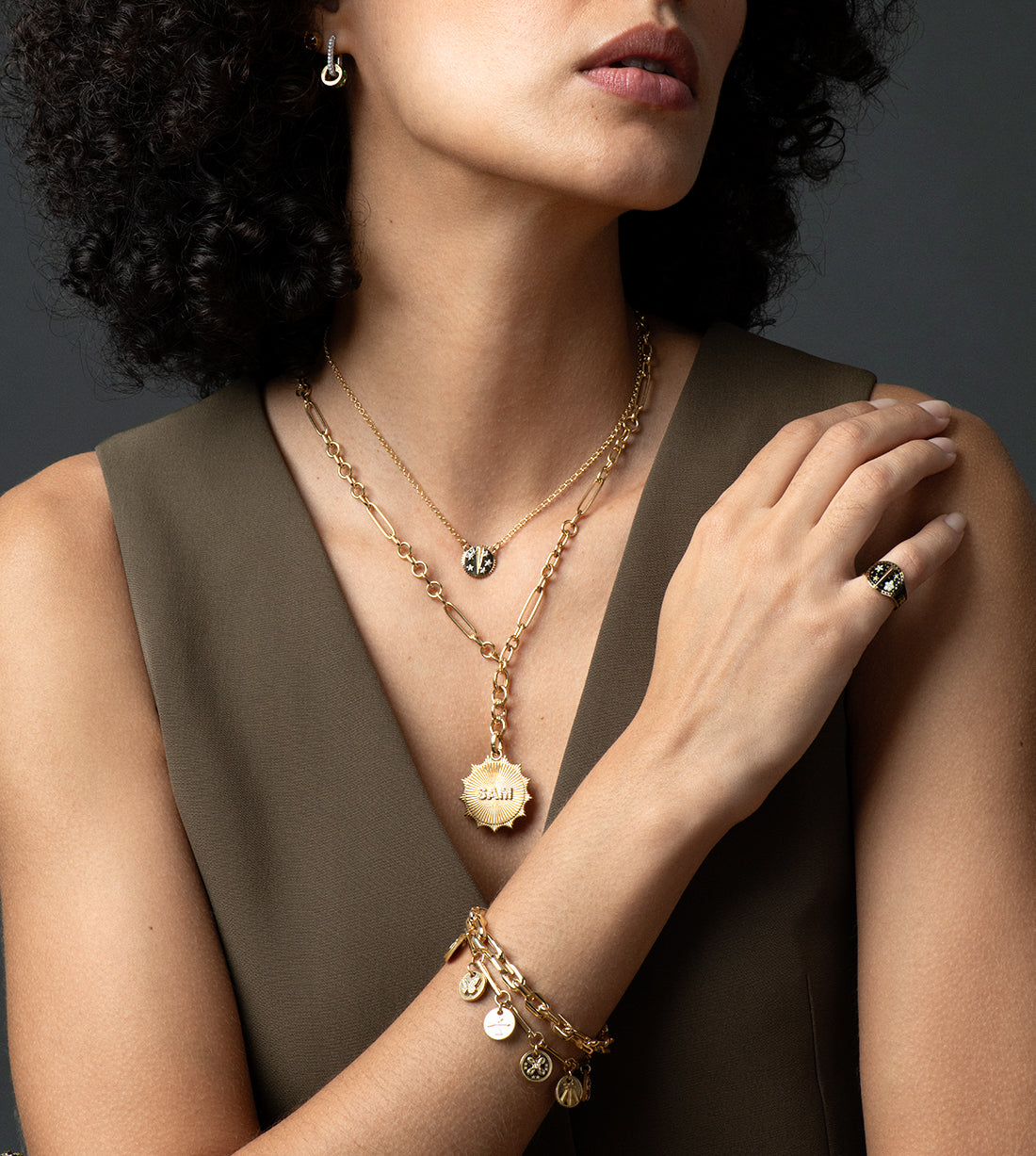 Resilient Mini Stationary Necklace - Elegant & Durable Jewelry for Everyday Wear, Office, and Travel