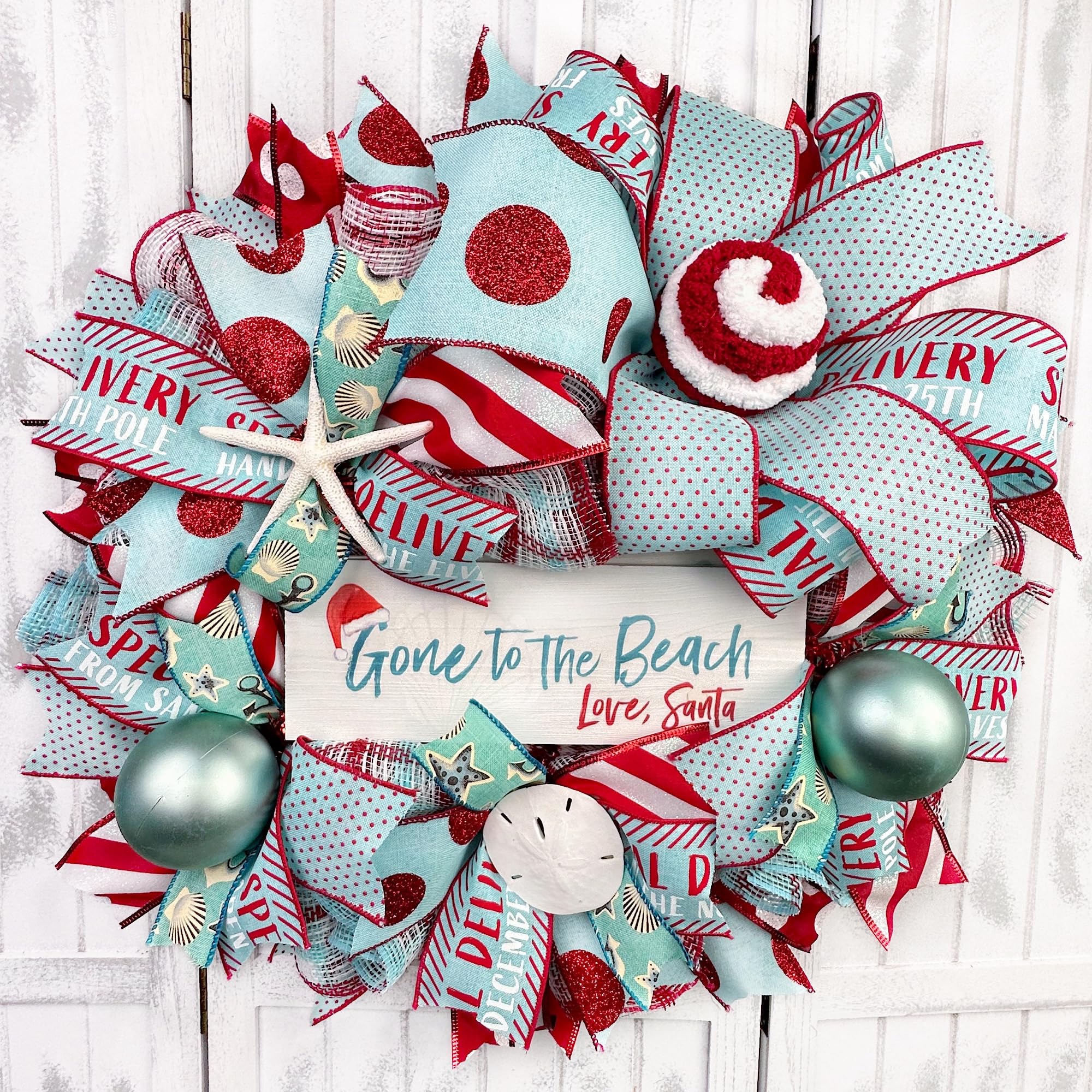 Handmade Coastal Christmas Wreath with Sand Dollar & Starfish - Nautical Beach Decor for Holiday Door - Perfect for Coastal Homes, Beach Houses & Christmas Decorations