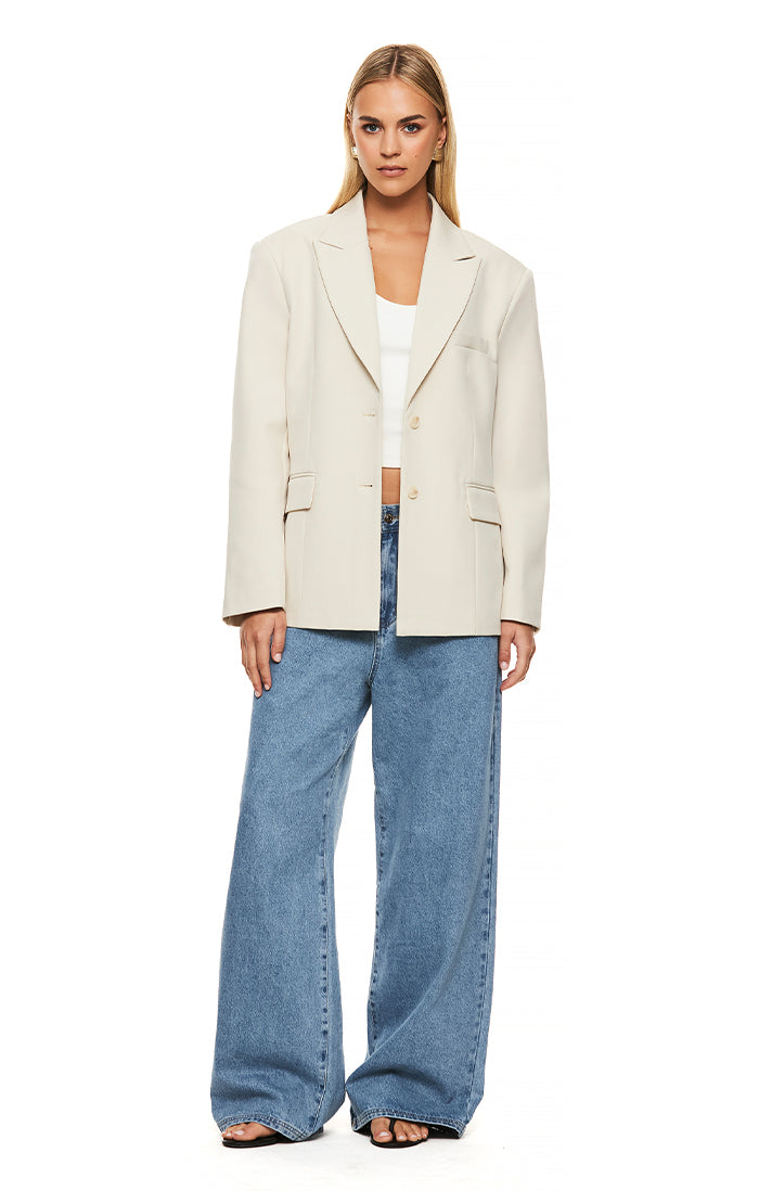The Isla Oyster Blazer - Women's Classic Tailored Jacket for Work, Office & Special Occasions | Premium Wool Blend, Slim Fit, Versatile Layering Piece for Business Attire & Evening Events