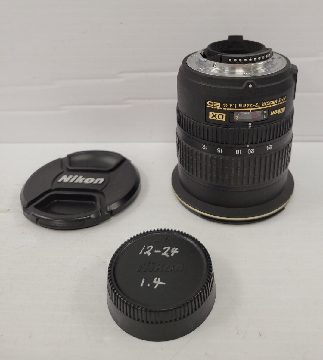 Nikon 12-24mm f/4G ED-IF AF-S DX Wide-Angle Zoom Lens for DSLR Cameras - Perfect for Landscape, Architecture & Travel Photography