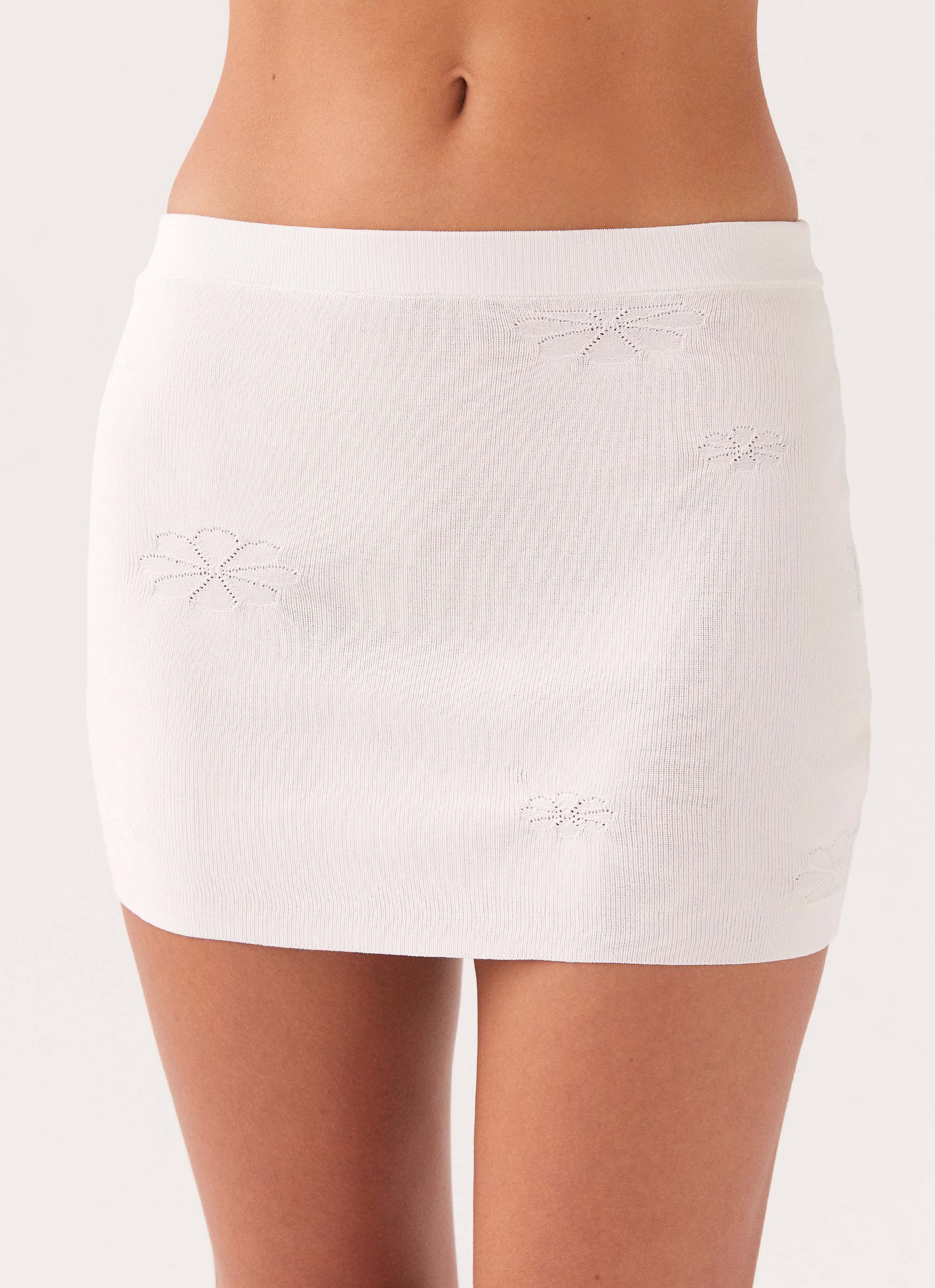 Holly Knit Mini Skirt for Women - Stretchy White High Waist Pleated Skirt | Perfect for Casual Outfits, Parties & Date Nights