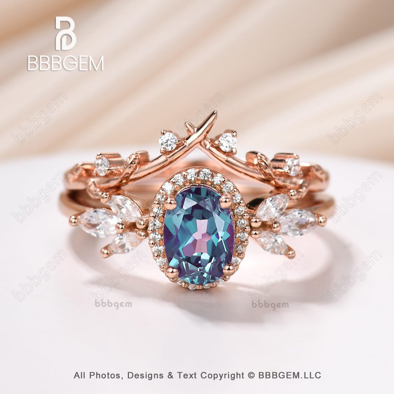 Exquisite Oval Halo Alexandrite & Marquise Moissanite Engagement Ring Set with Leaf Side Stones | Perfect for Proposals, Anniversaries & Special Occasions