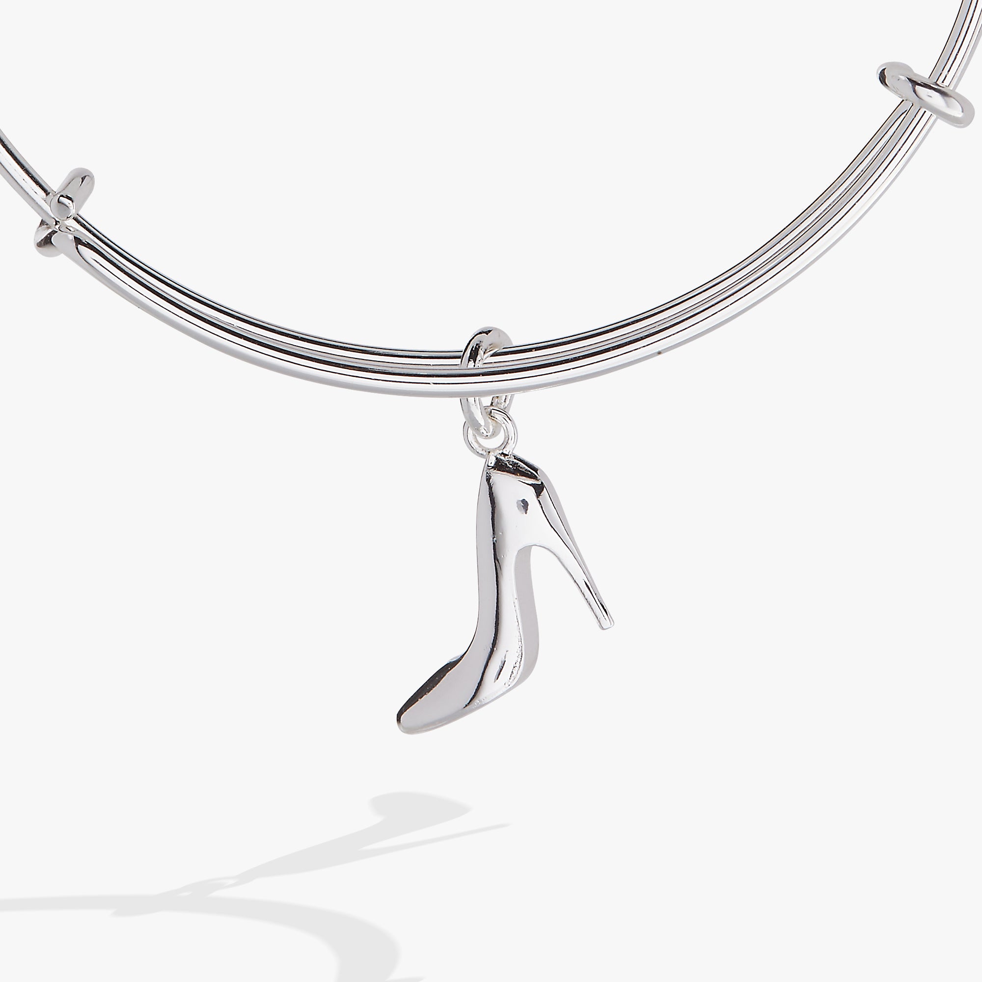 Elegant High Heel Charm Bangle - Fashionable Women's Jewelry for Parties, Weddings & Special Occasions