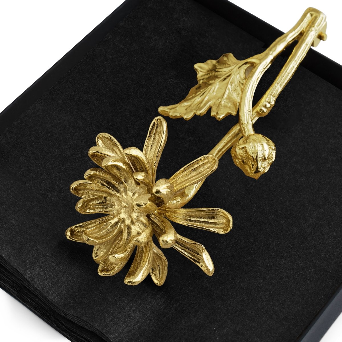 Elegant Dahlia Cocktail Napkin Holder - Floral Design Table Decor for Parties, Weddings & Home Entertaining