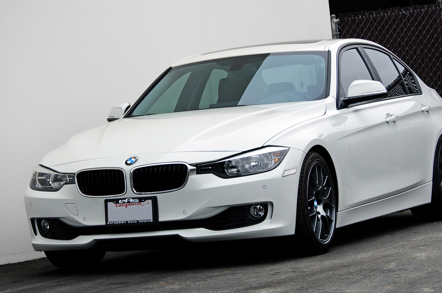Clear Lens Front Bumper Side Markers for 2012-2015 BMW F30 F31 Pre-LCI 3 Series - Enhanced Visibility & Style Upgrade for Night Driving & Custom Look