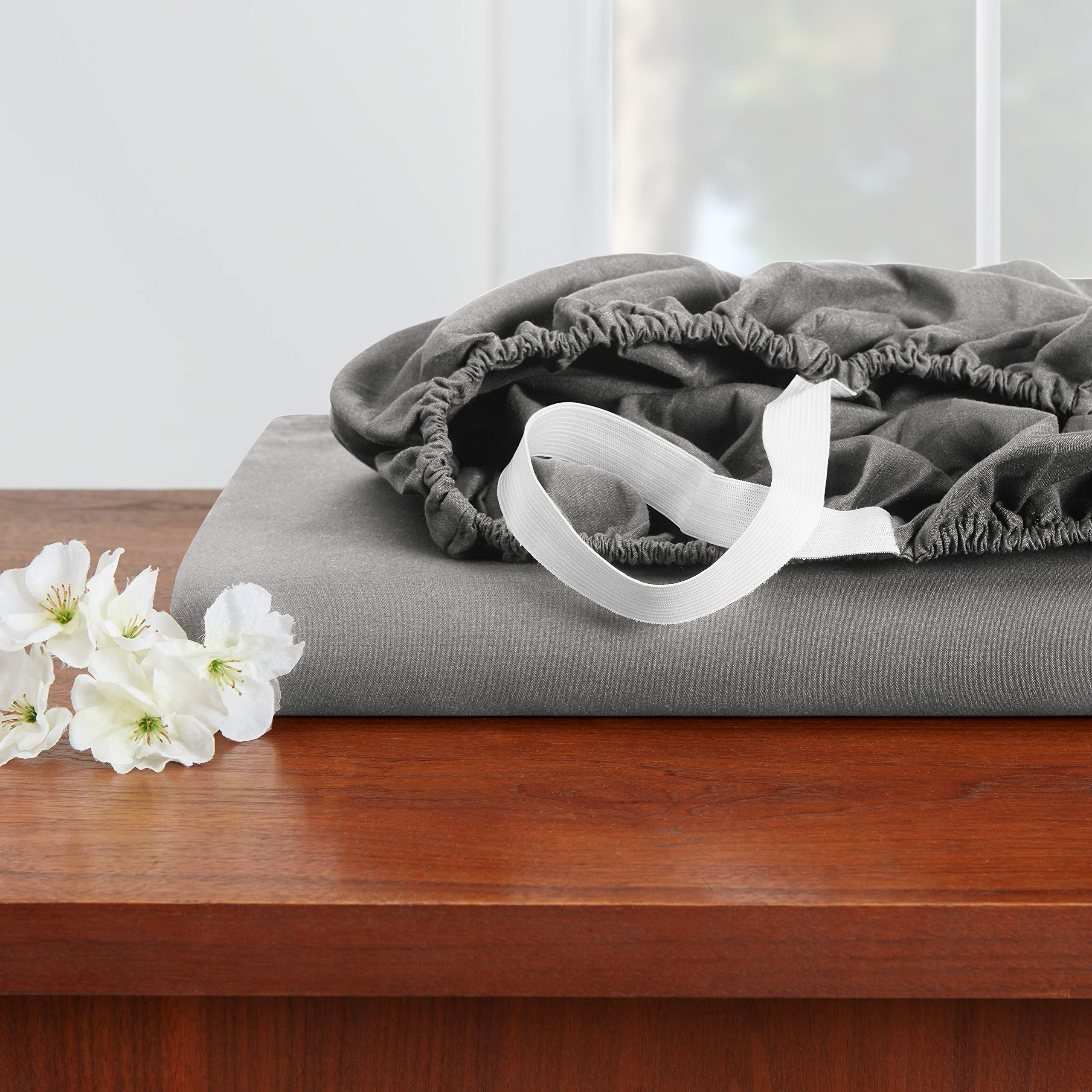 Premium 100% Long Staple Cotton 600 Thread Count Fitted Sheet - Twin XL Size, Extra Soft & Durable, Deep Pocket Fits Mattress Up To 15