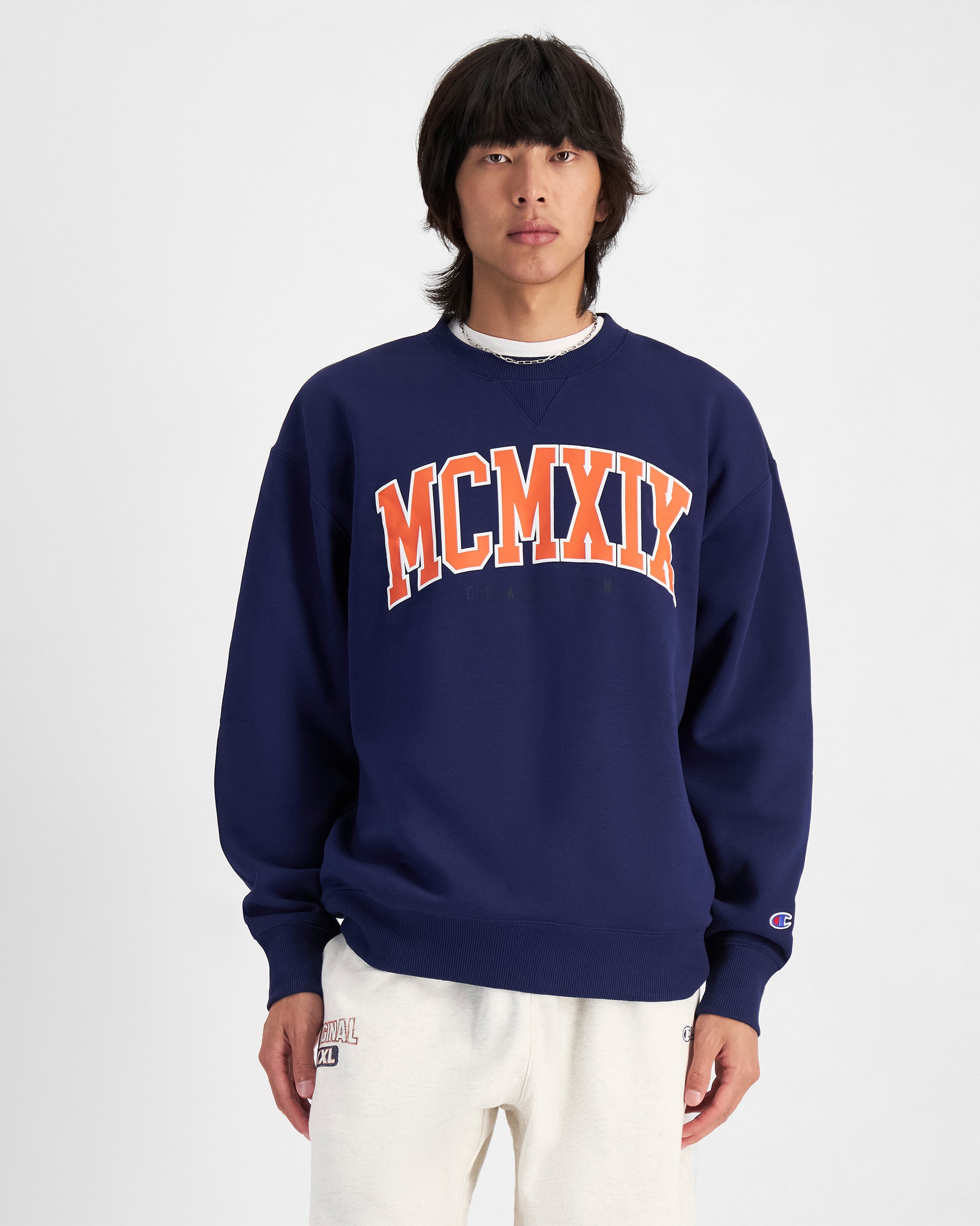 Champion Unisex Rochester Navy Crew Neck Sweater - Cozy & Stylish Pullover for Men & Women - Perfect for Casual Wear, Layering & Cold Weather Outfits