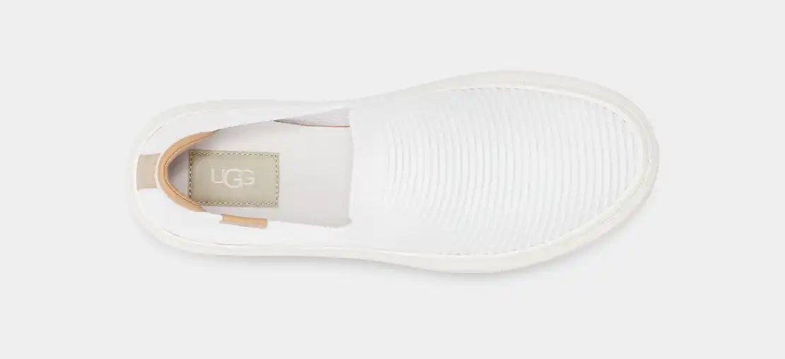 UGG Alameda Sammy Women's Boots - Cozy Winter Shearling Lined Booties for Cold Weather & Snow | Perfect for Casual Outfits, Work & Outdoor Activities