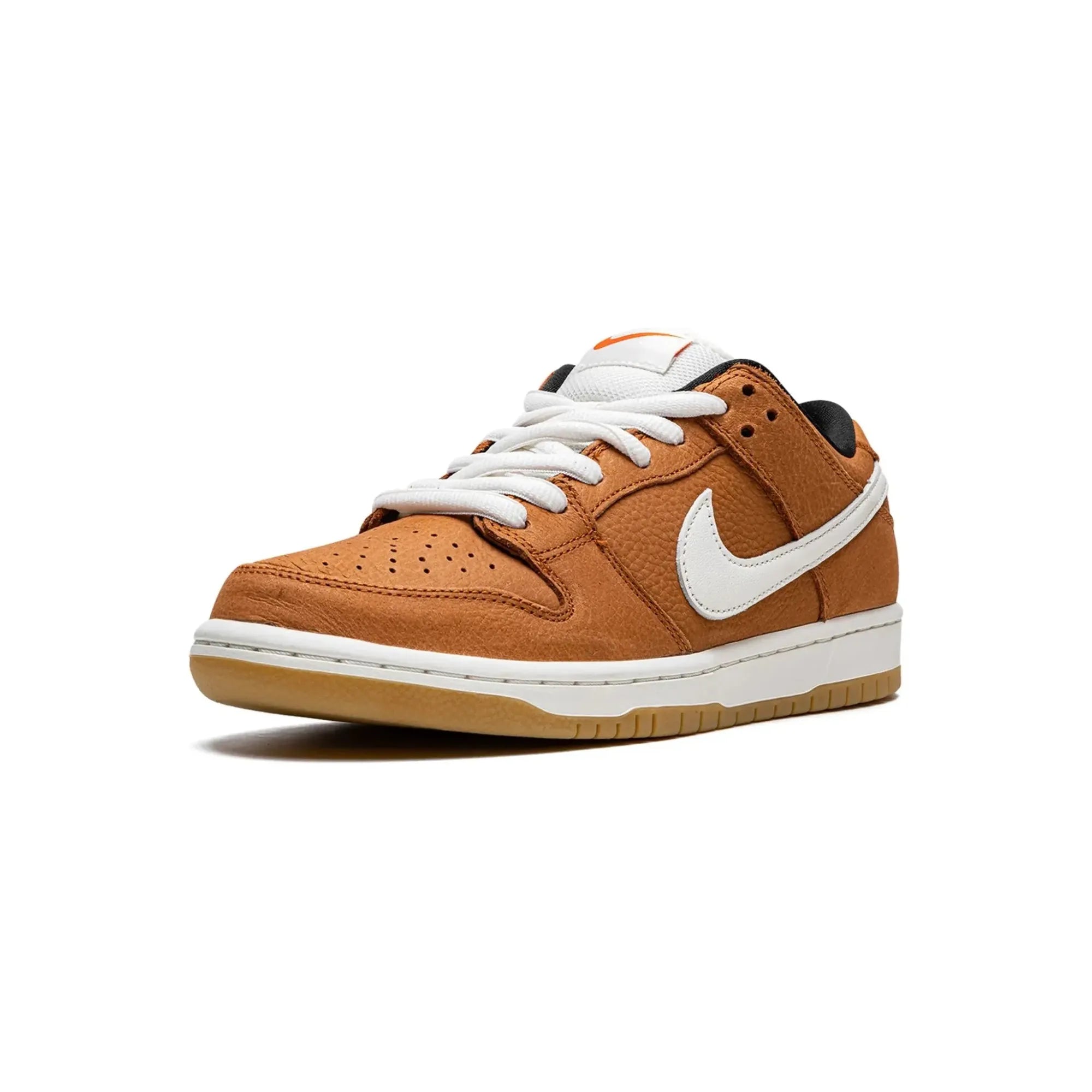 Nike SB Dunk Low Pro Dark Russet - Men's Skateboarding Shoes for Street Style & Sneaker Collectors | Perfect for Casual Wear, Skateboarding & Sneakerhead Fashion