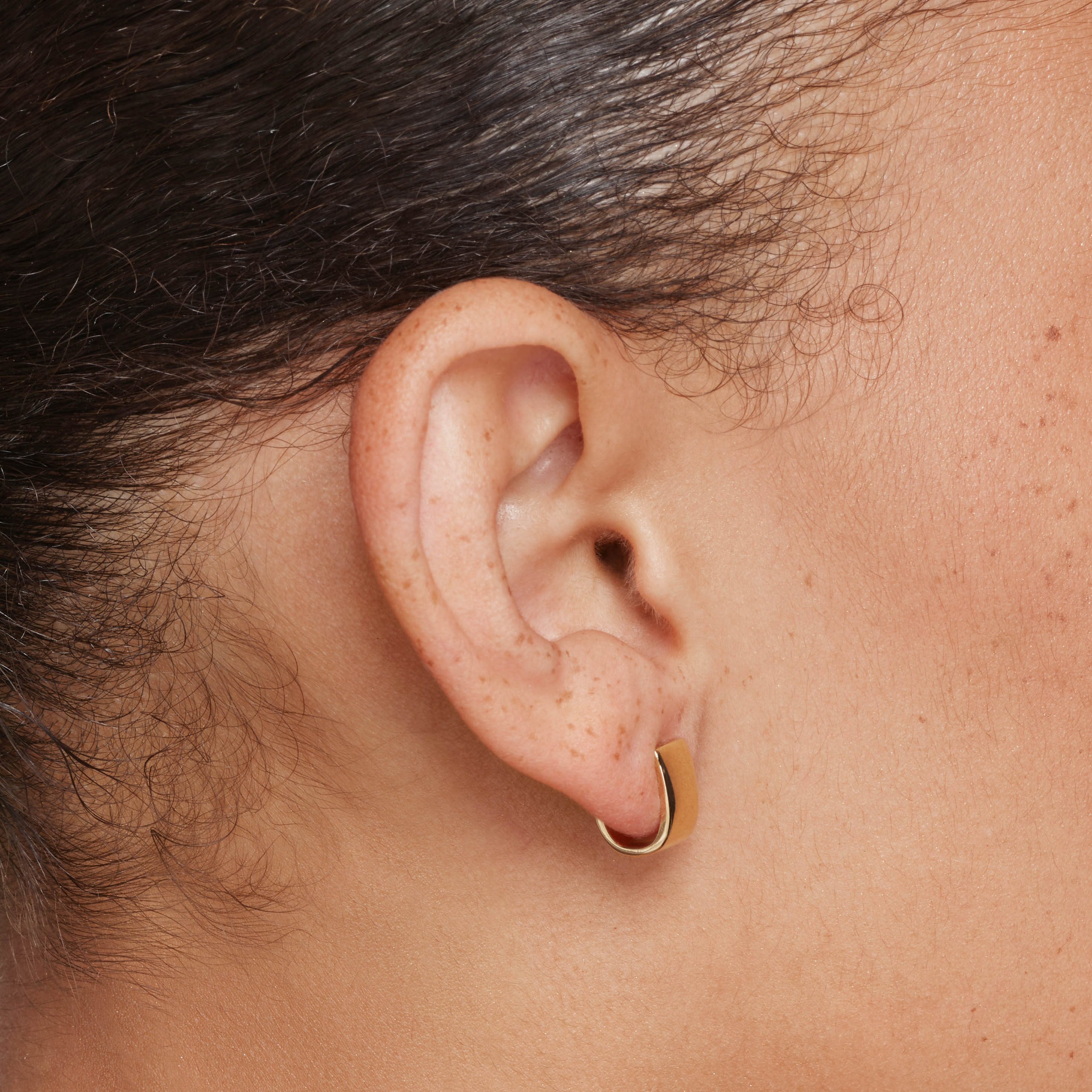 Chunky Gold U-Shaped Huggies Earrings for Women - Stylish Boho Hoop Earrings for Everyday Wear & Special Occasions