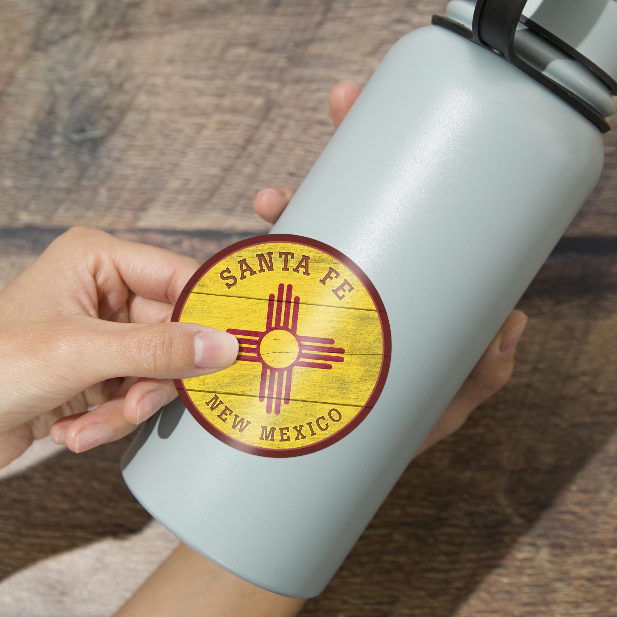 Santa Fe New Mexico Vinyl Decal - Rustic State Flag Die Cut Sticker (3-6 Inch Waterproof Car Decal for Laptops, Water Bottles, Coolers) - Perfect for Road Trips, State Pride & Outdoor Adventures