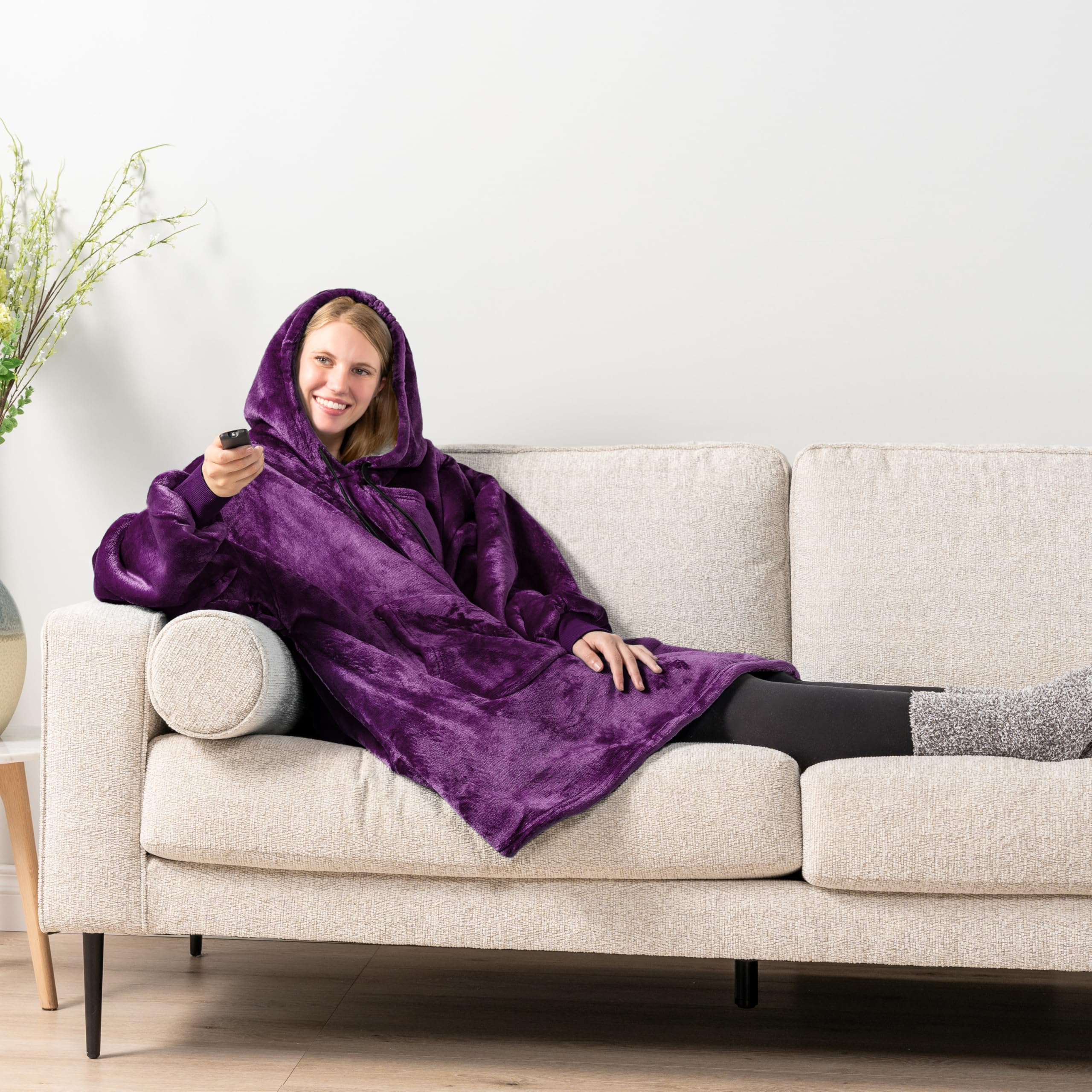 PAVILIA Women's Sherpa Wearable Blanket Hoodie - Oversized Fleece Hooded Sweatshirt for Men & Women | Cozy Lounge Wear for Home, Netflix Nights & Outdoor Camping
