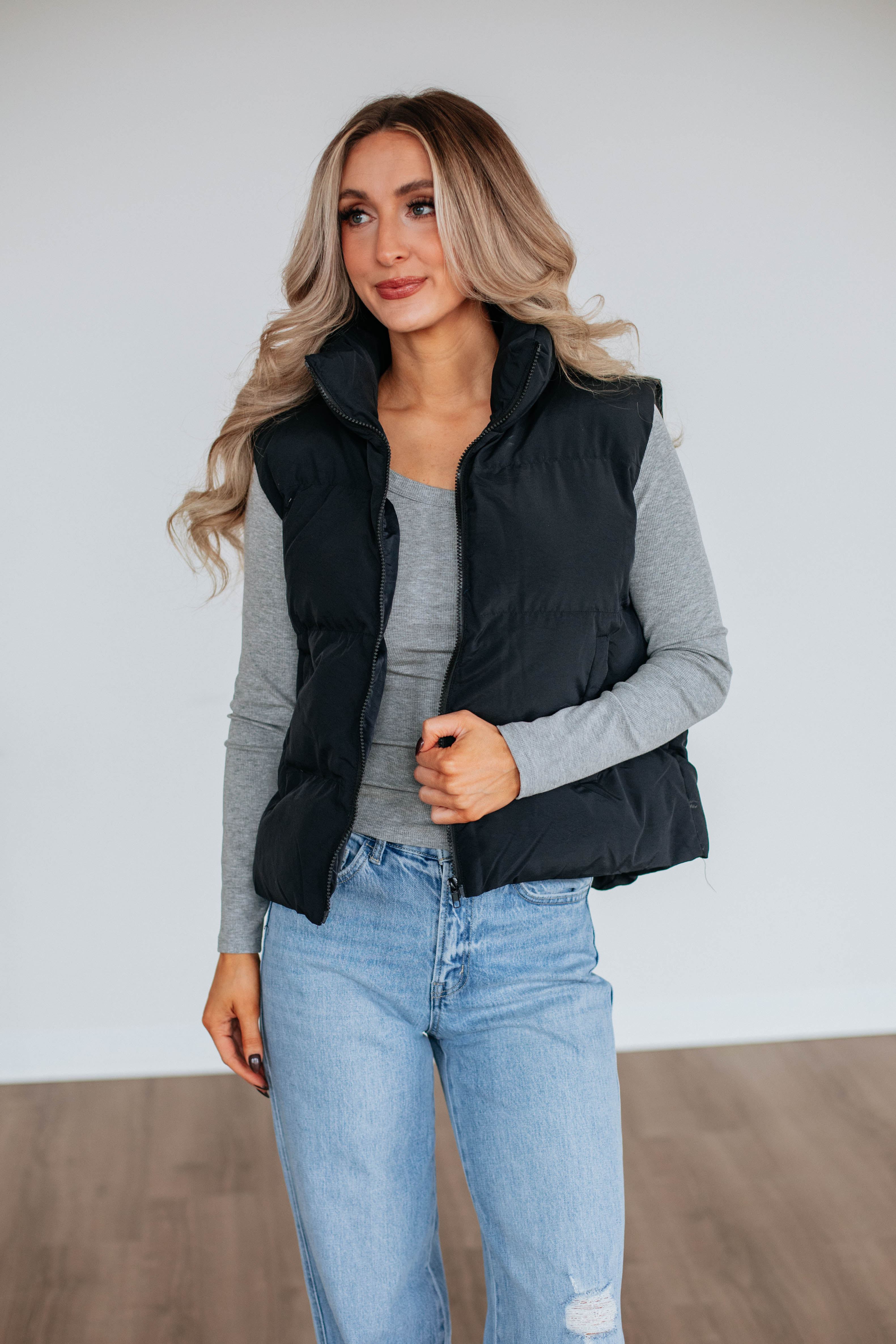 Blayke Men's Lightweight Puffer Vest - Black, Warm Quilted Insulated Jacket for Outdoor Hiking, Camping & Winter Sports