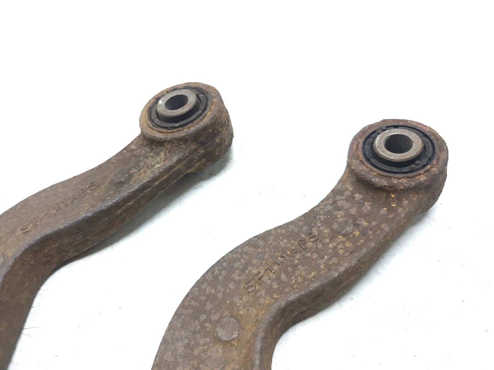 02 08 Jaguar X-Type Rear Upper Control Arm Pair - OEM Replacement Parts for Smooth Ride & Enhanced Handling - Perfect for Suspension Repair & Maintenance