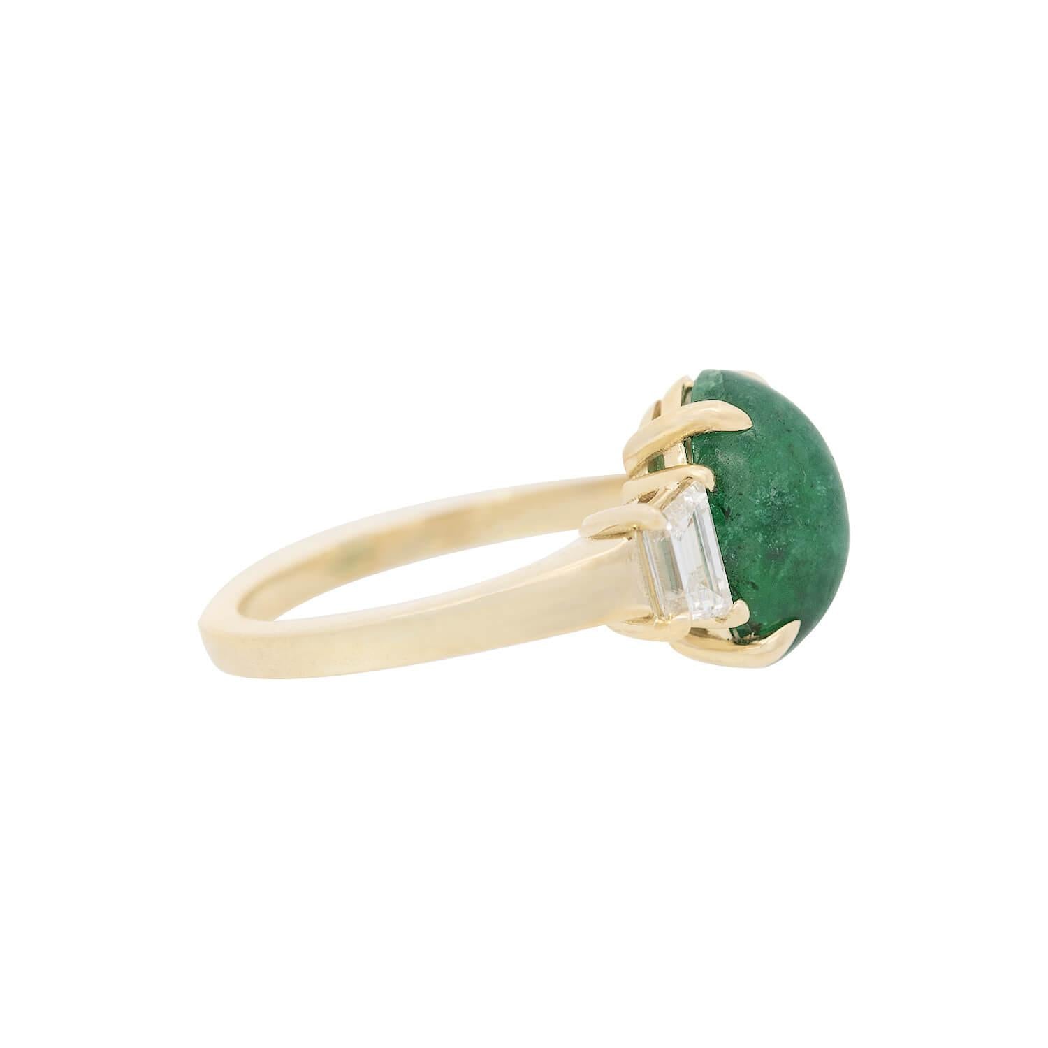 Vintage 18k Gold Emerald and Diamond Ring for Women - Elegant Jewelry Gift for Anniversary, Engagement & Special Occasions