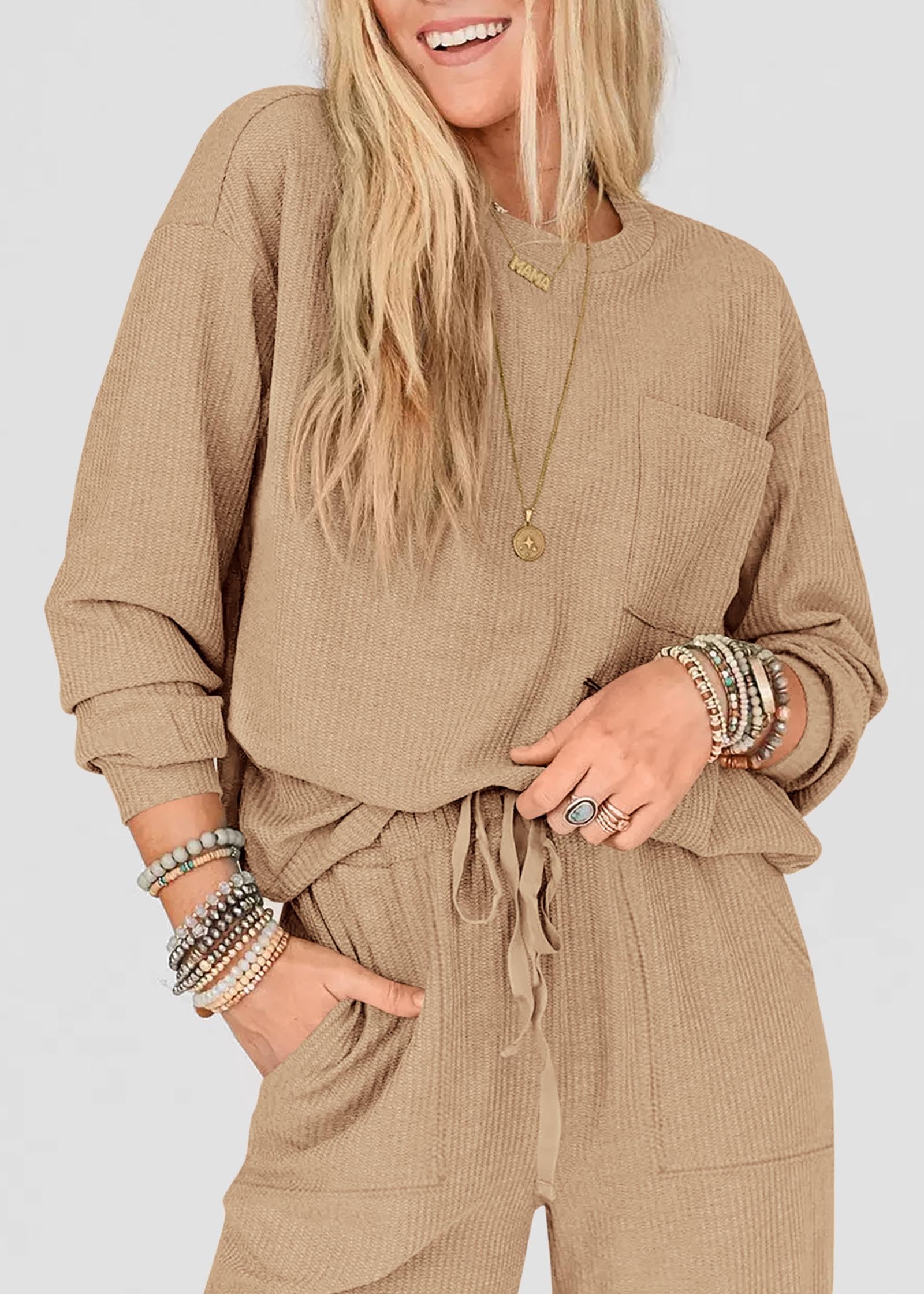 KIRUNDO Women's Lightweight Lounge Set - Comfortable Travel & Airport Outfit with Drawstring Pants & Tops - Perfect for Maternity, Postpartum & Casual Wear
