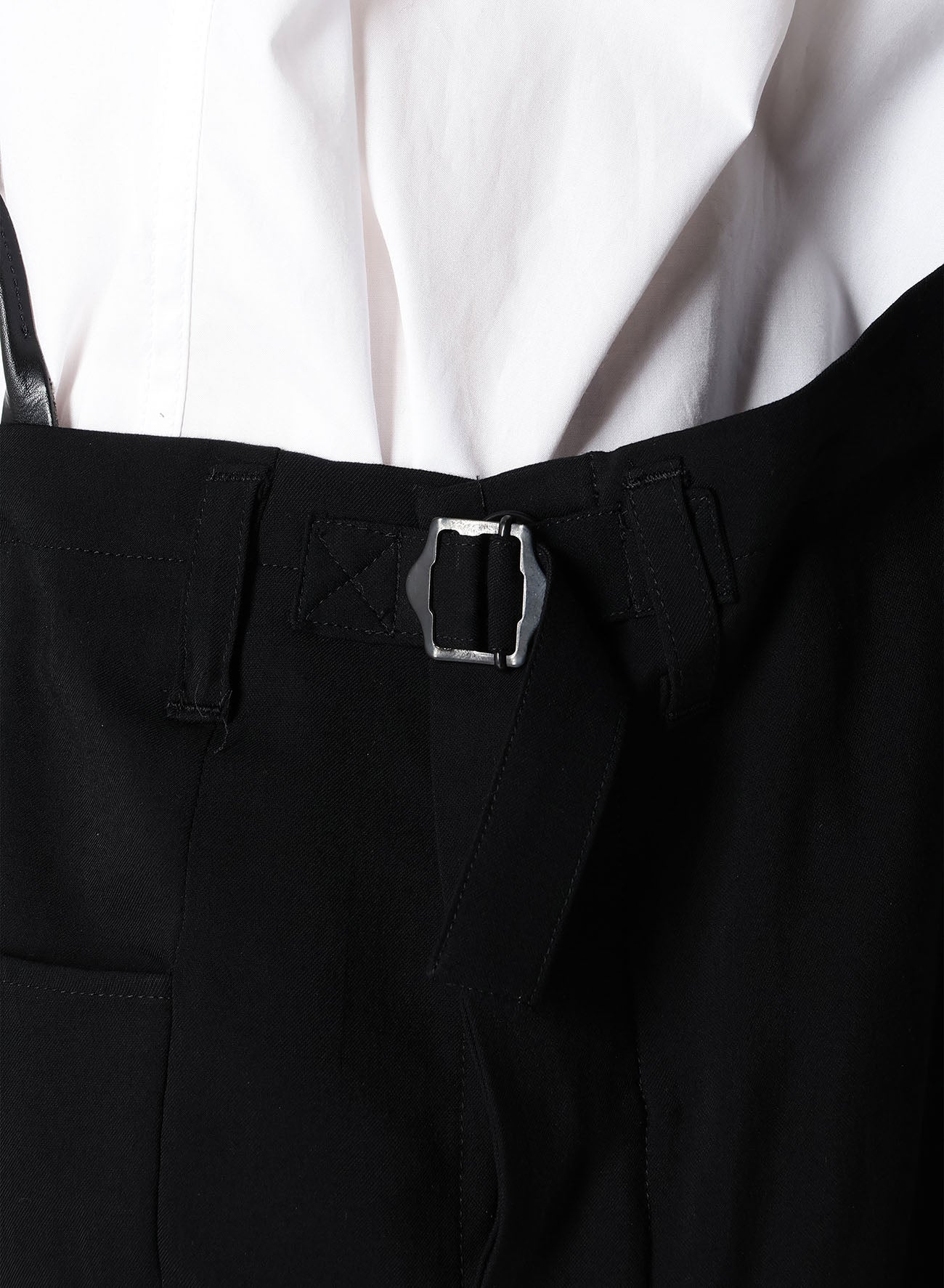 Stylish Cu/Ry/S Gabardine Skirt with Right Side Vents - Perfect for Office Wear, Business Meetings & Formal Occasions