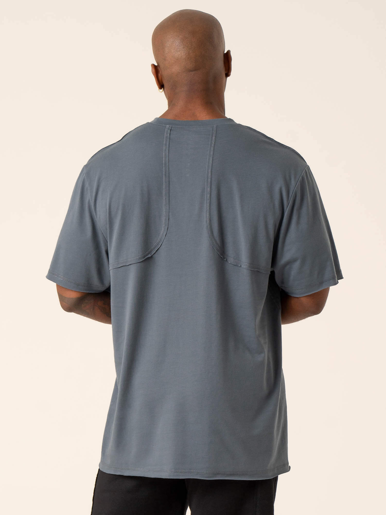 Dynamic Oversized T-Shirt for Men & Women - Comfortable Petrol Color Casual Tee - Perfect for Streetwear, Loungewear, and Everyday Fashion