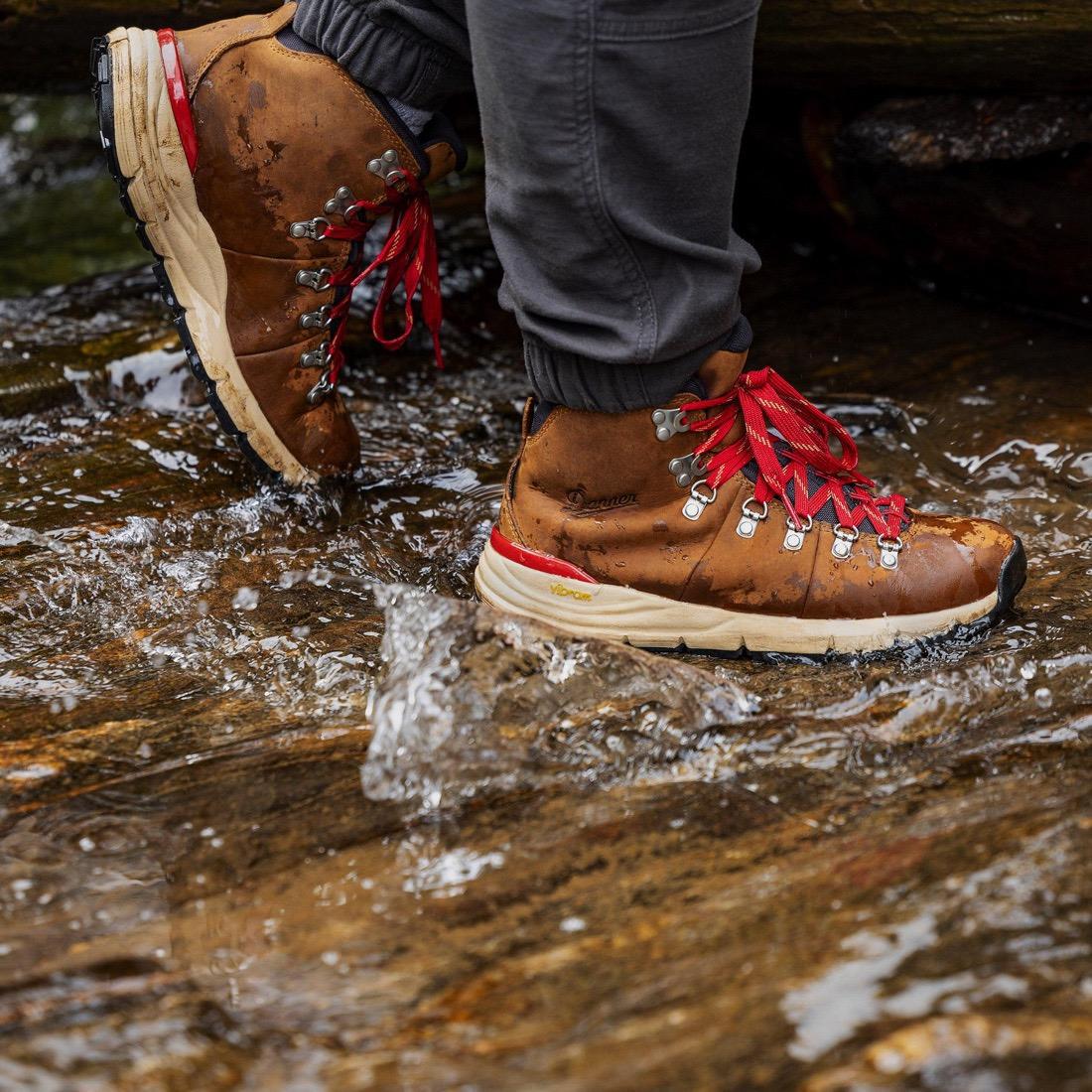 Mountain 600 4.5 Leaf GTX Hiking Boots for Women - Waterproof Outdoor Trekking Shoes in Rhodo Red - Perfect for Trail Hiking, Backpacking & Mountain Adventures