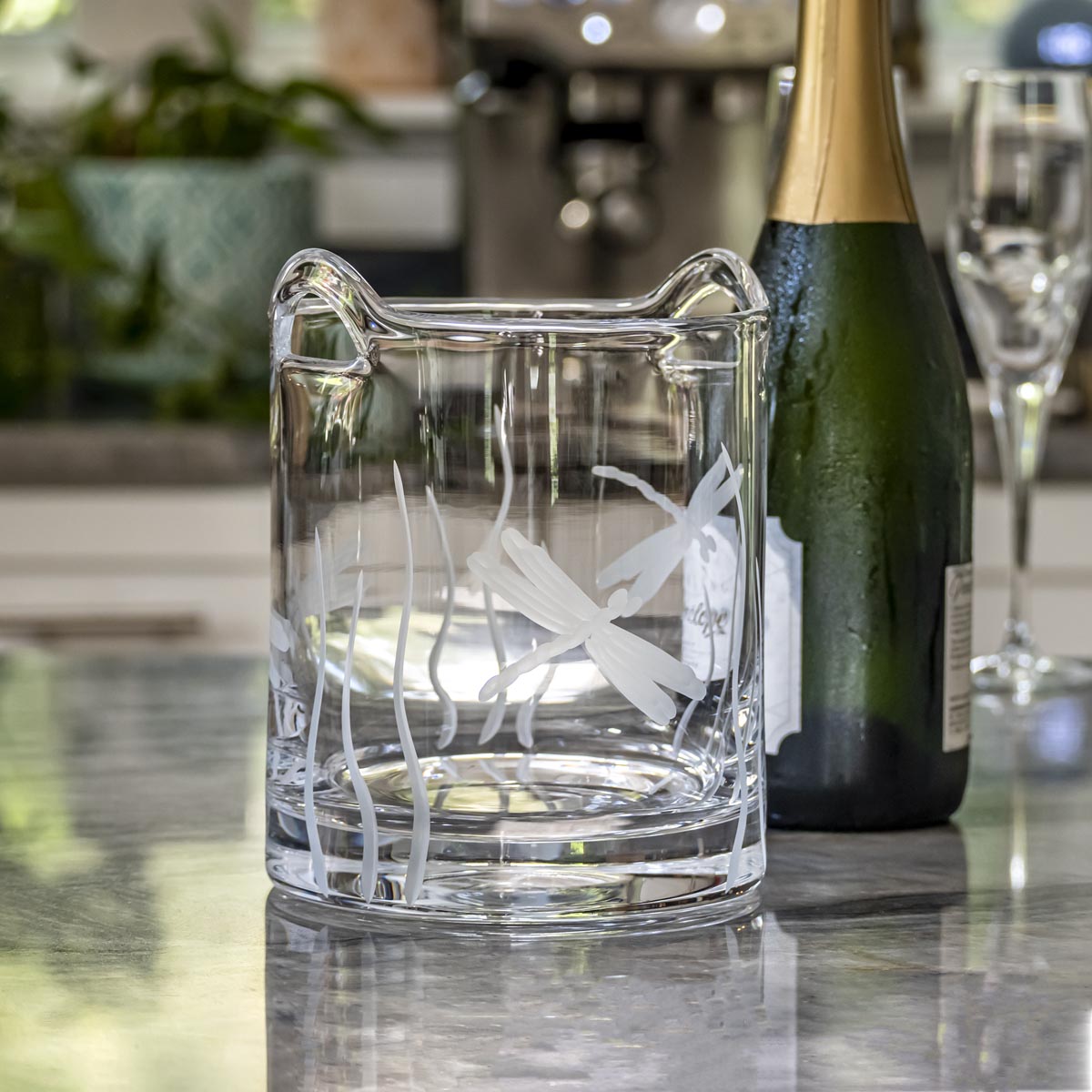 Stylish Dragonfly Design Champagne Ice Bucket - Premium Stainless Steel Wine Chiller for Parties, Weddings & Outdoor Events