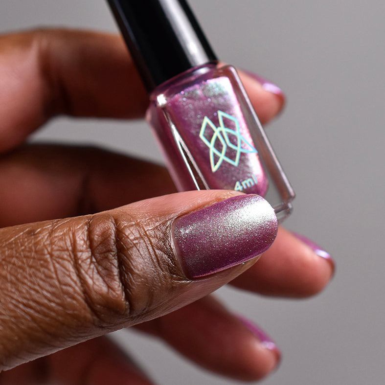 Premium Cephalopod Nail Polish - Long Lasting Vegan Nail Lacquer for Manicures & Pedicures - Perfect for Parties, Weddings & Special Occasions
