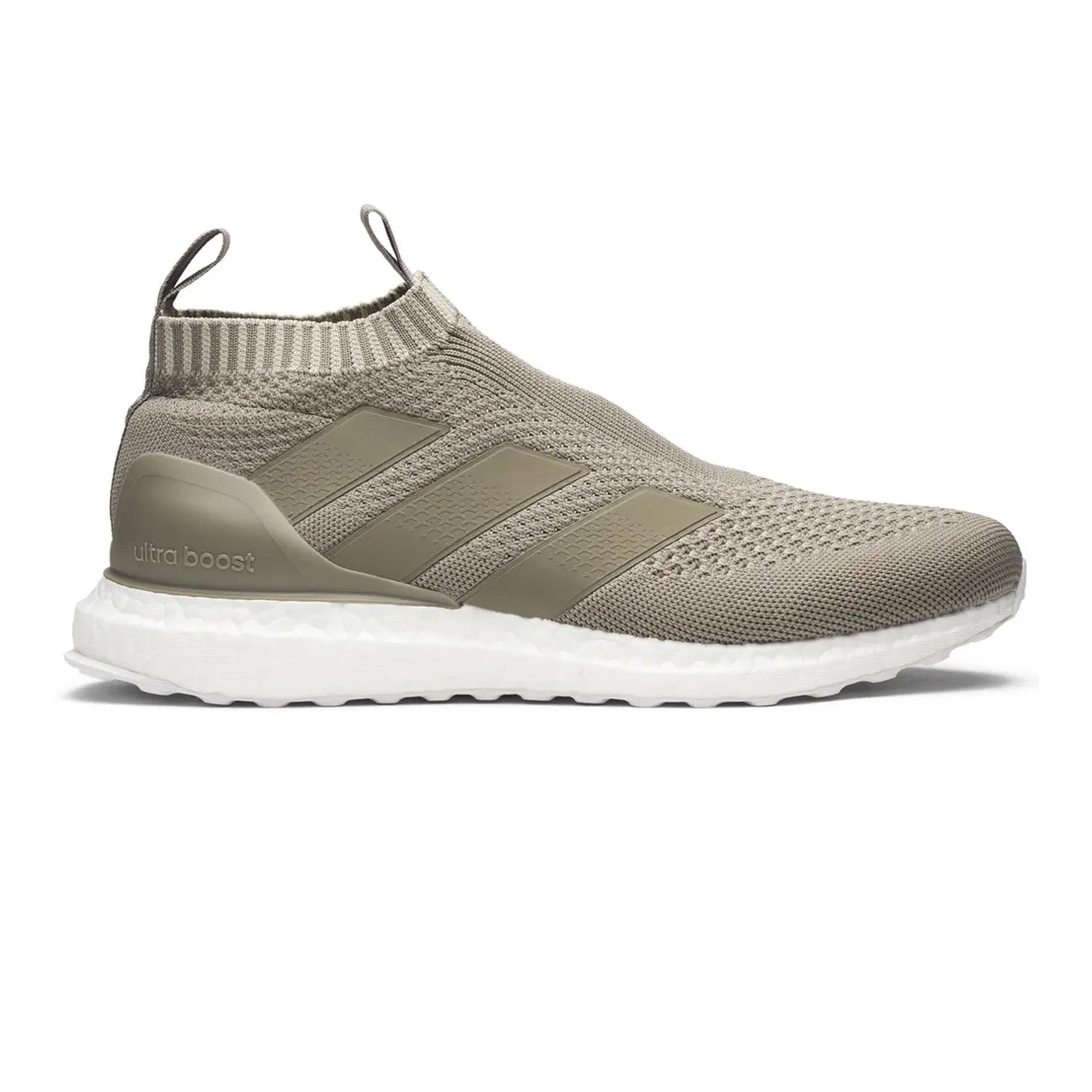 Adidas Ace 16+ PureControl Ultraboost 'Clay' Soccer Cleats - Lightweight Football Shoes for Artificial Turf & Indoor Courts - Perfect for Training, Matches & Street Soccer
