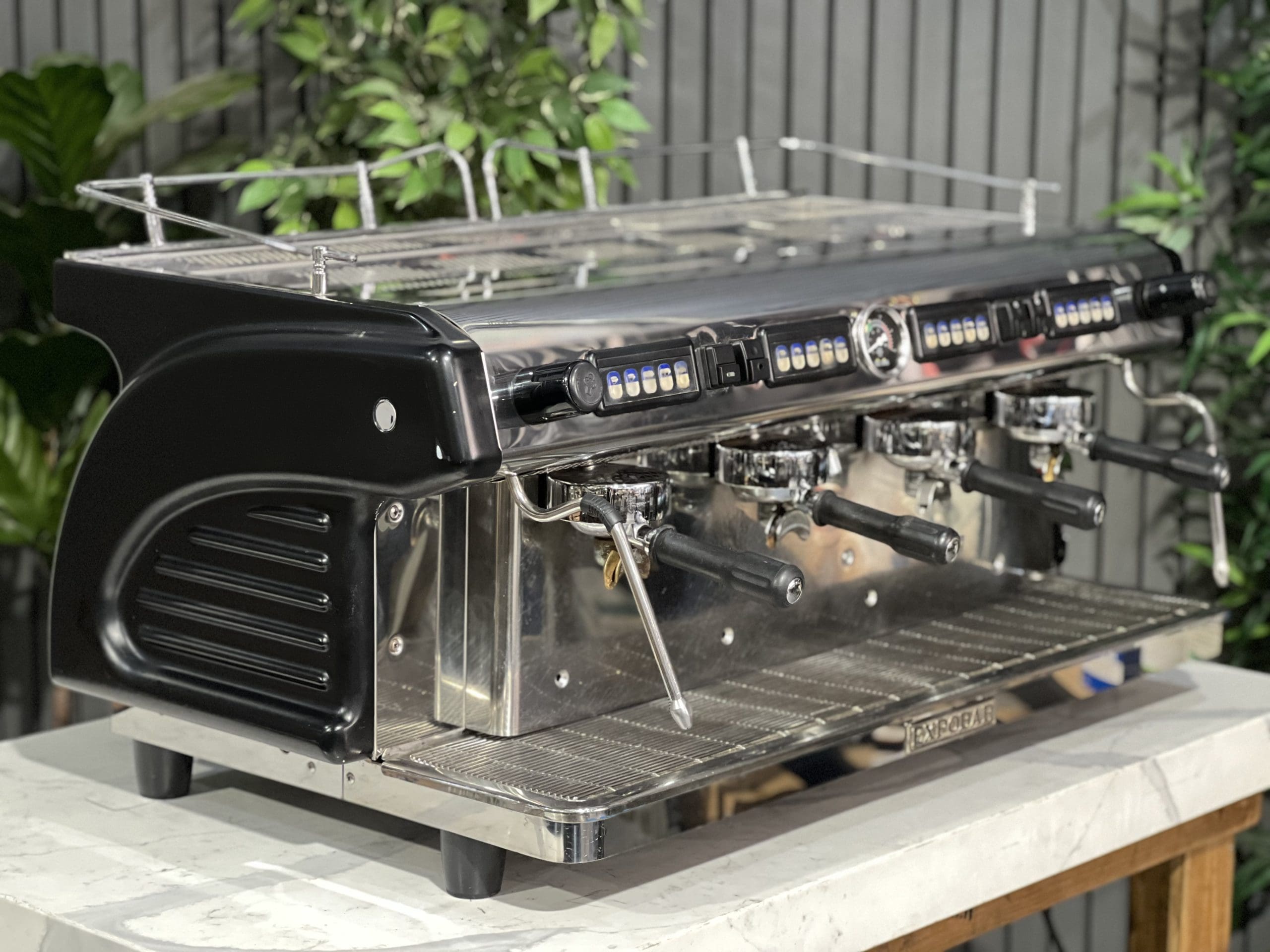 Expobar Ruggero 4 Group Commercial Espresso Machine - Black | Professional Coffee Bar Equipment for Cafes, Restaurants & Offices