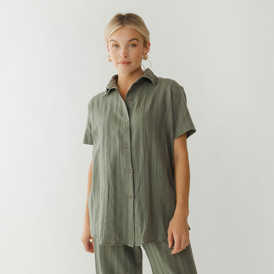 Men's Cabana Shirt in Sage Green - Lightweight Breathable Summer Shirt for Beach Vacation, Pool Party & Tropical Getaway