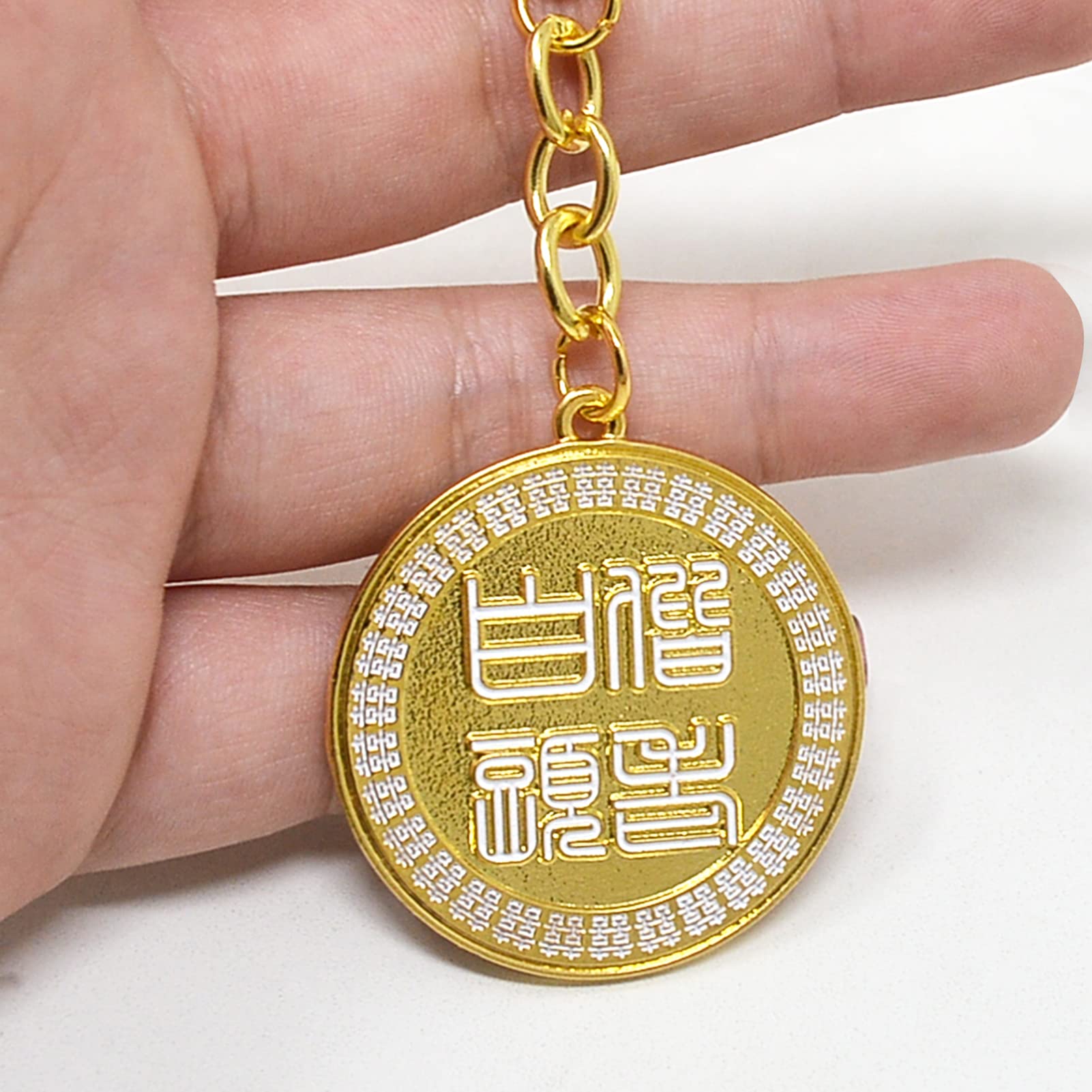 Feng Shui Rooster Peach Blossom Amulet Keychain - Chinese Zodiac Lucky Charm for Love & Relationships - Perfect for Attracting Romance, Gifts & Personal Protection