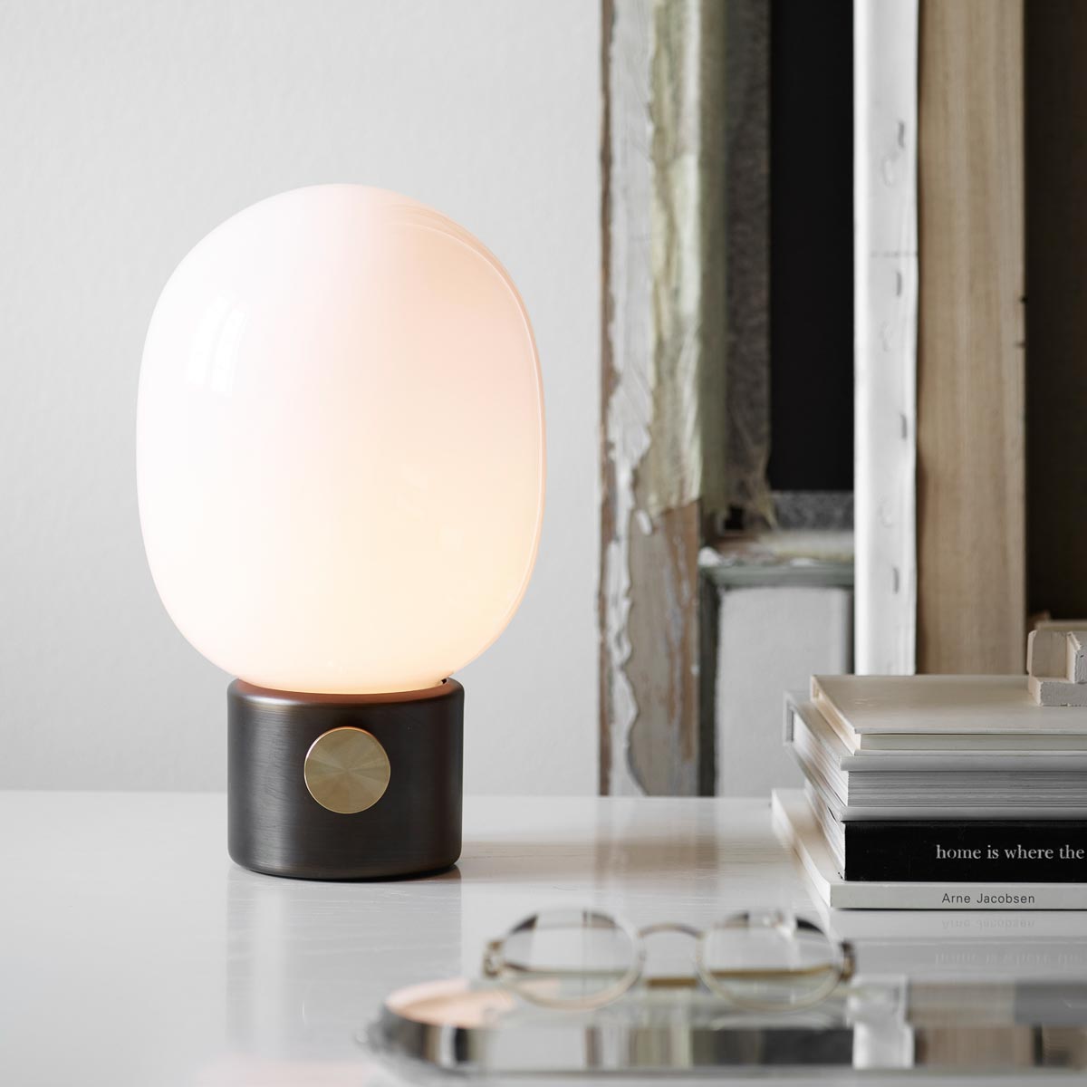 AUDO CPH JWDA Table Lamp in Bronzed Brass - Modern Scandinavian Design for Living Room, Bedroom & Office Lighting
